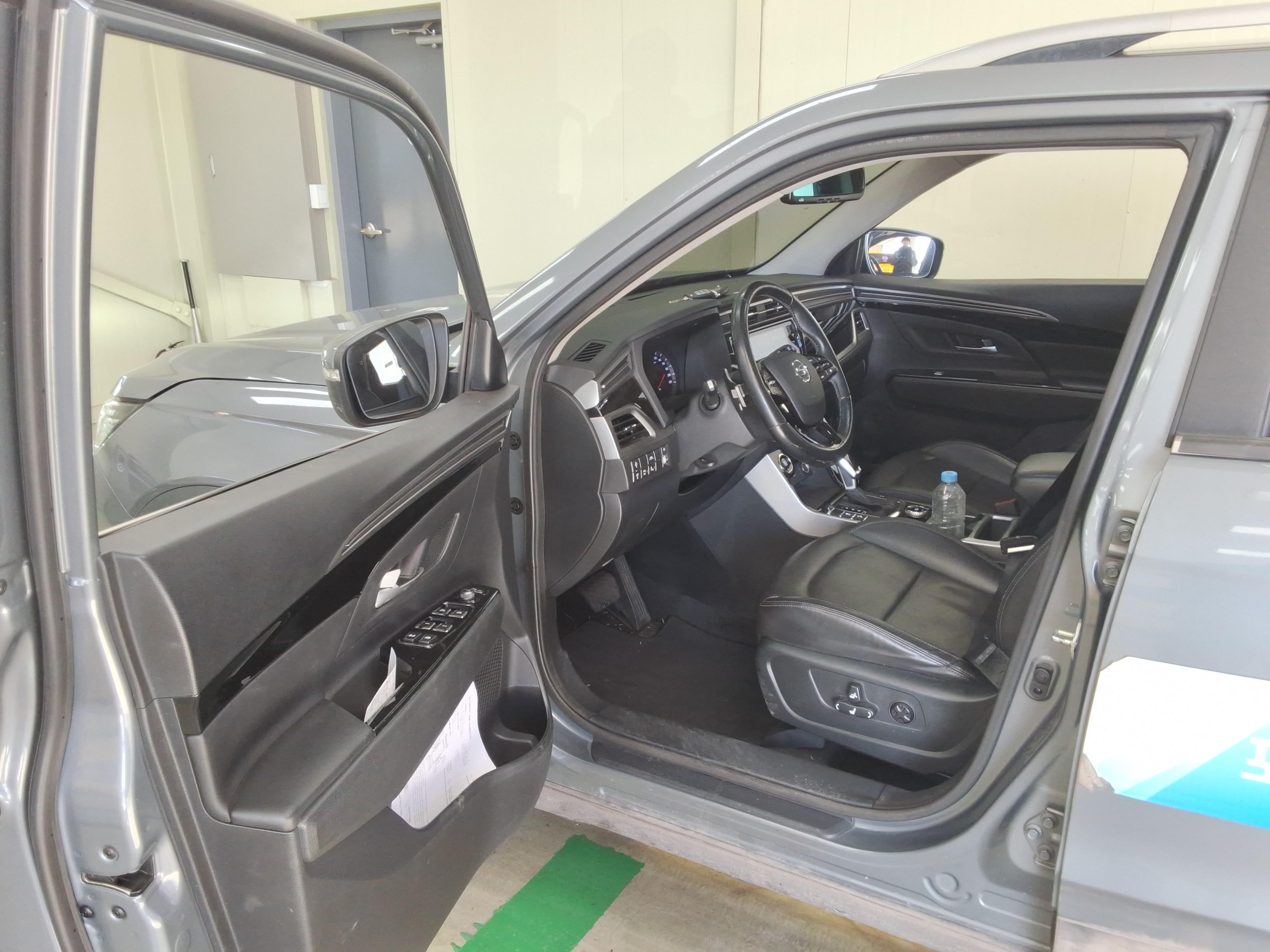 KG Mobility Korando - 9