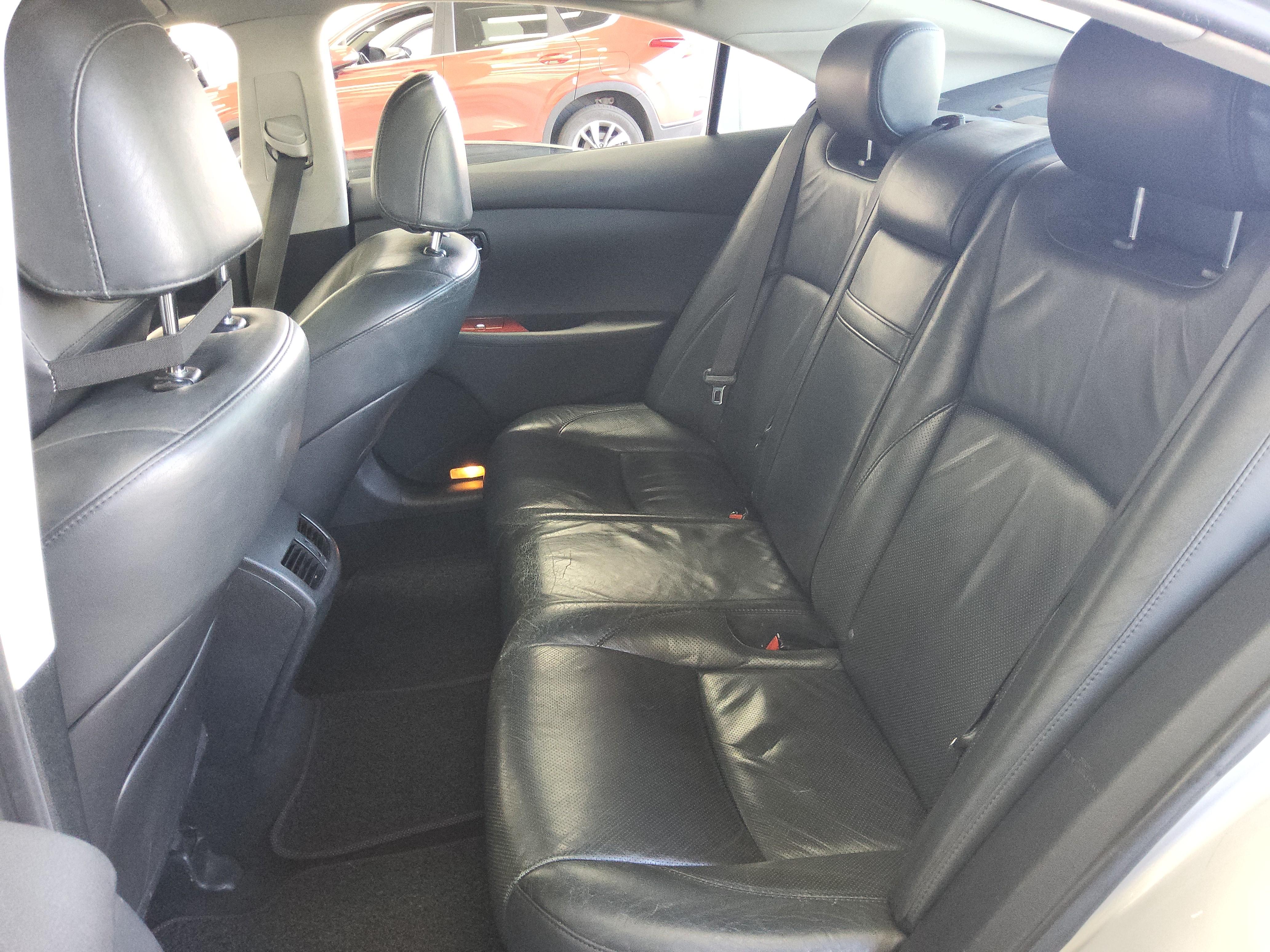 Lexus ES - 11