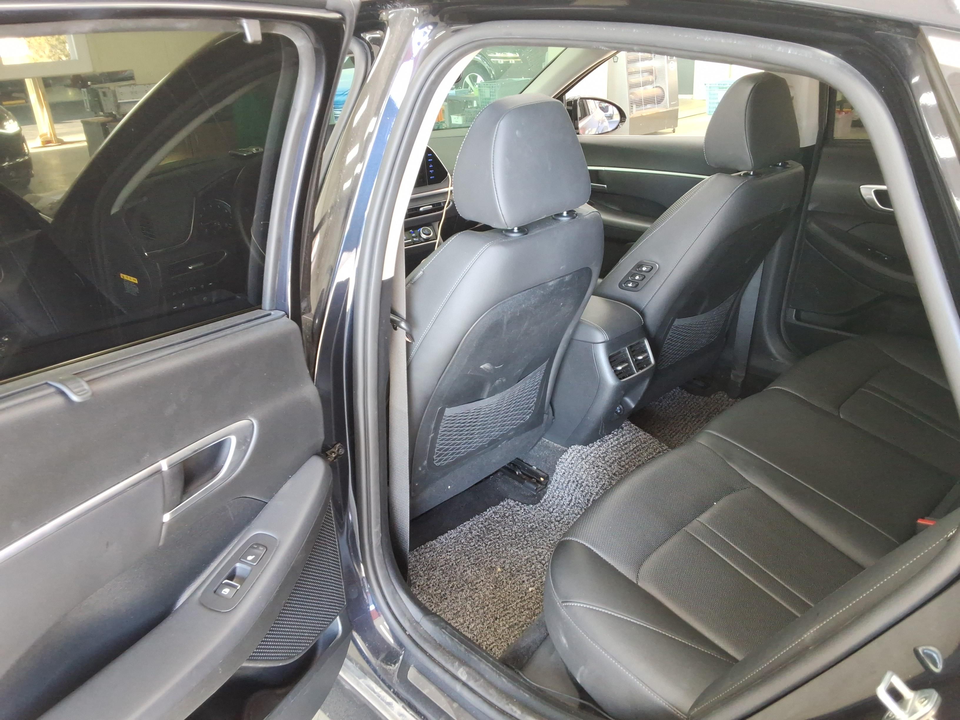 Hyundai Sonata 2020 - Image 11