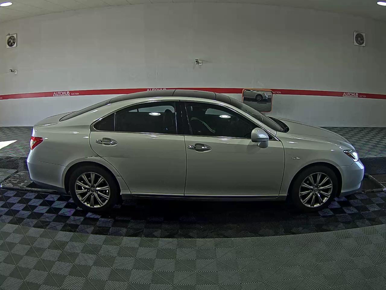 Lexus ES - 3