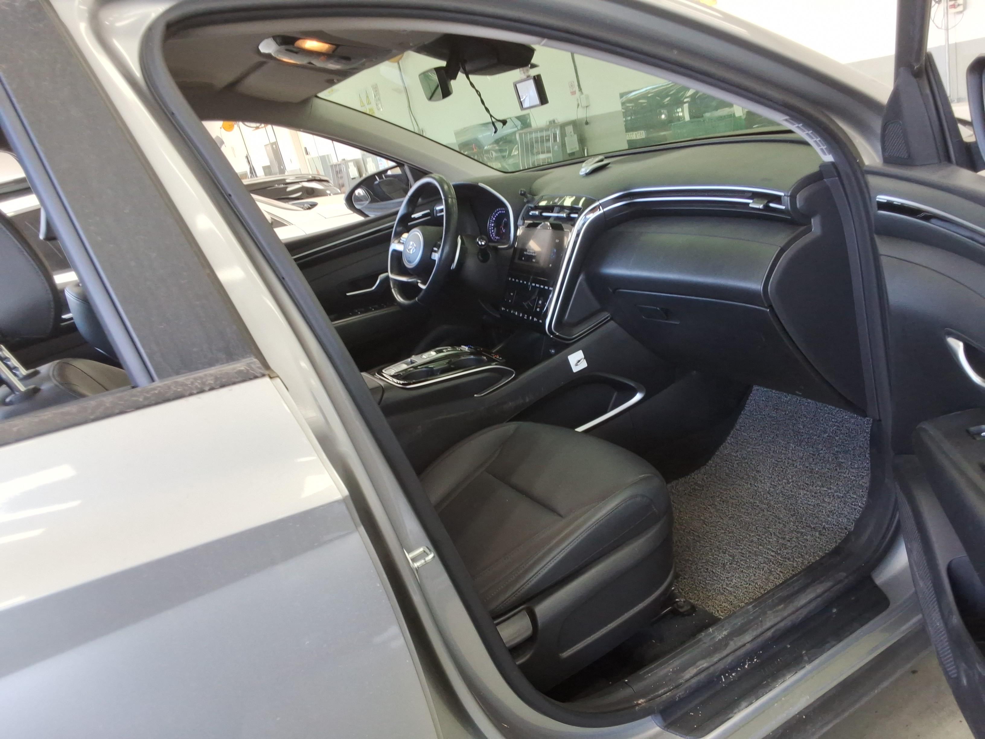 2023 - hyundai tucson