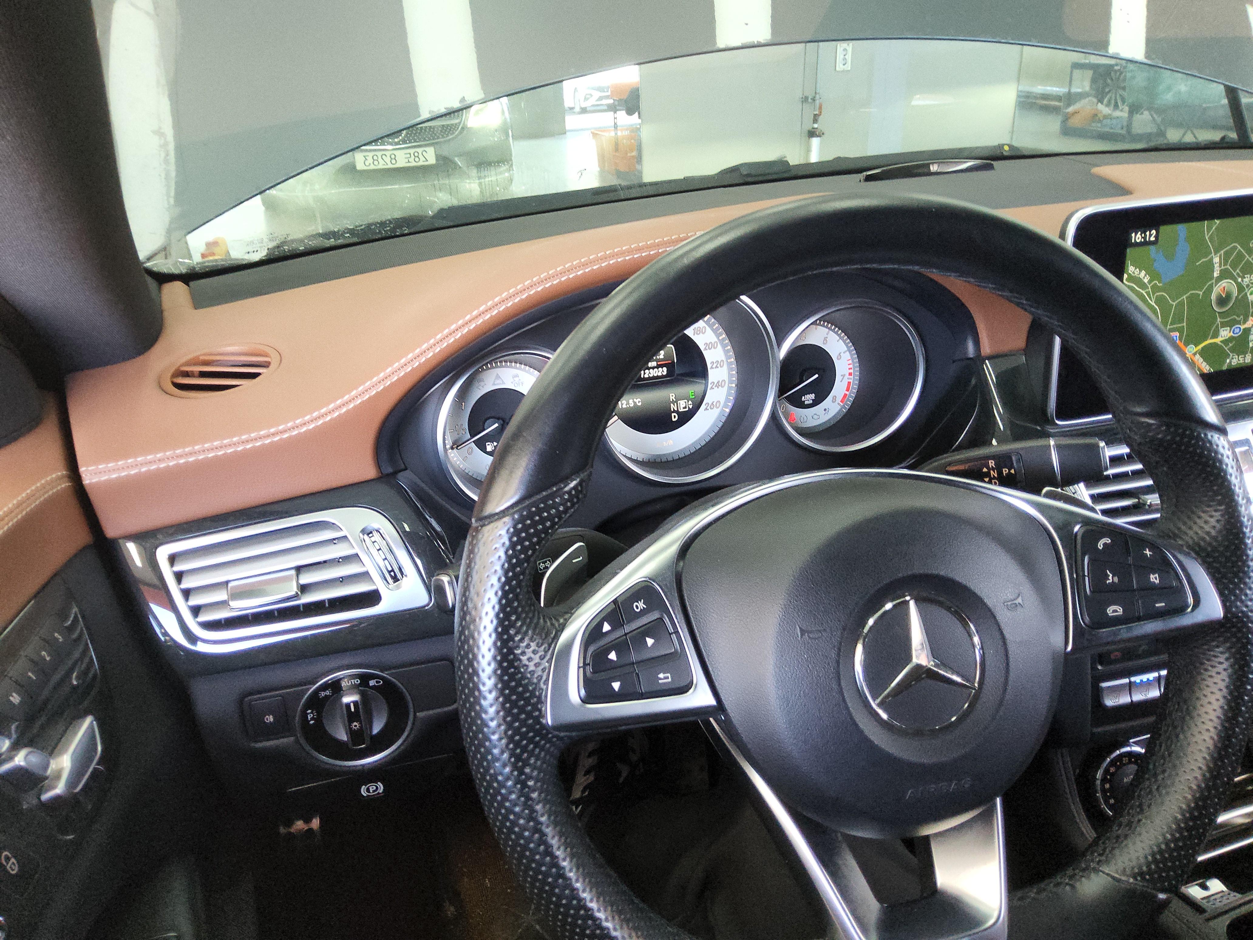 مرسيدس بنز CLS - 17