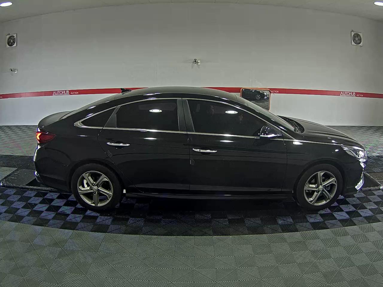 Hyundai Sonata 2018 - Image 3