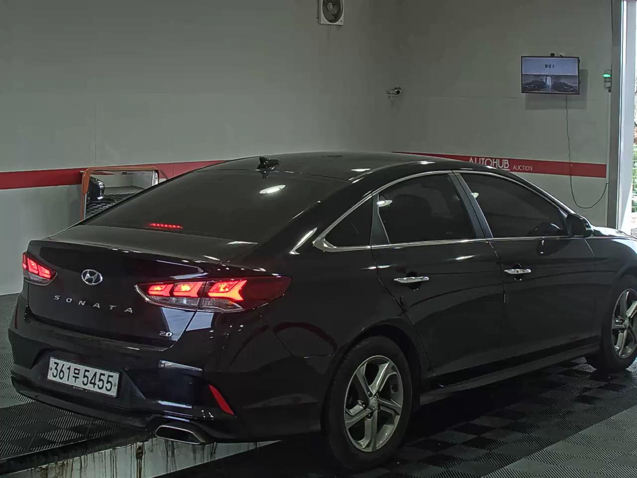 Hyundai Sonata 2018 - Image 4