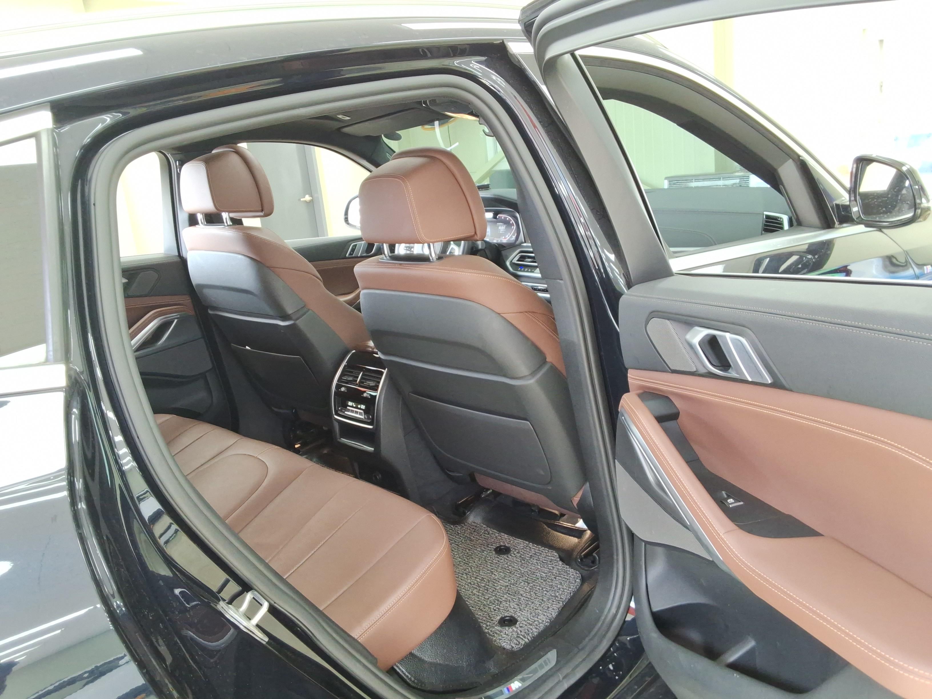BMW X6 - 13