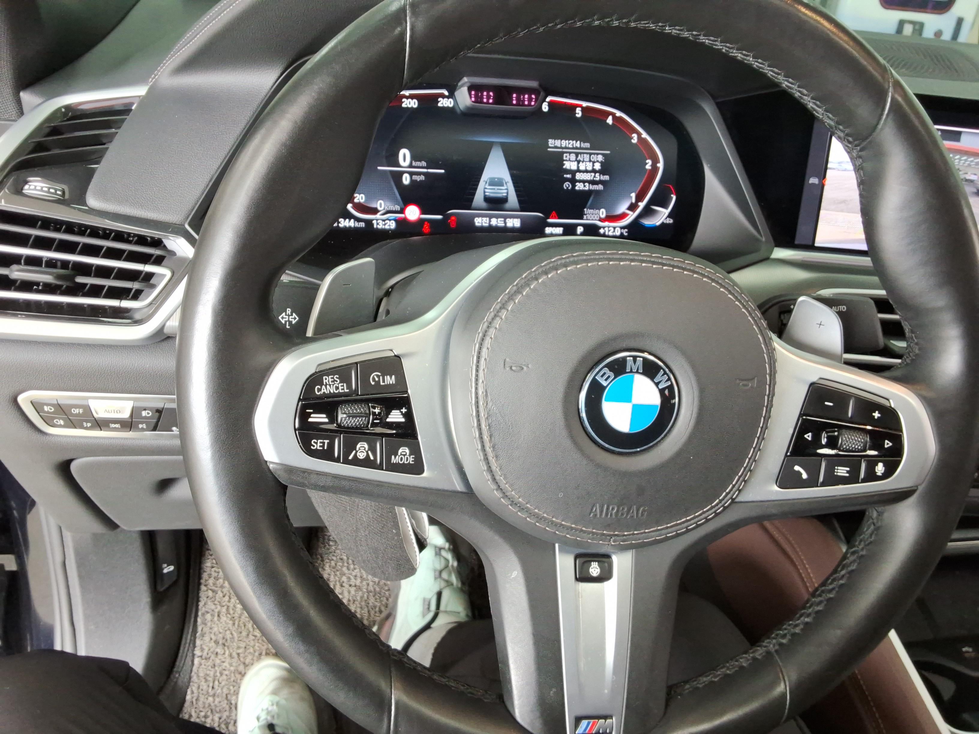 BMW X6 - 19