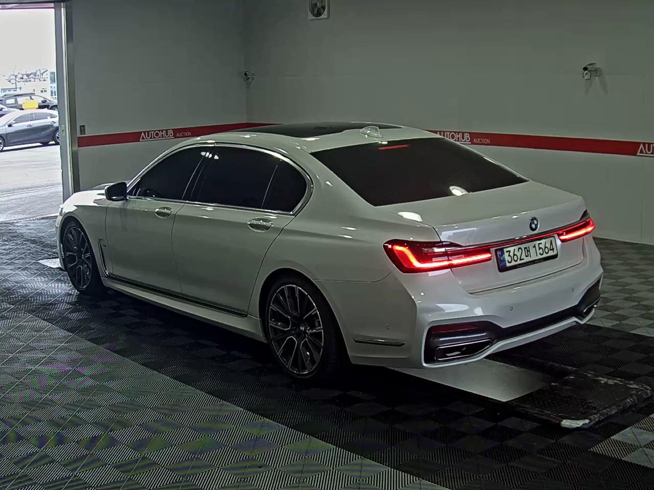 بي إم دبليو الفئة 7 2021 - صورة 5