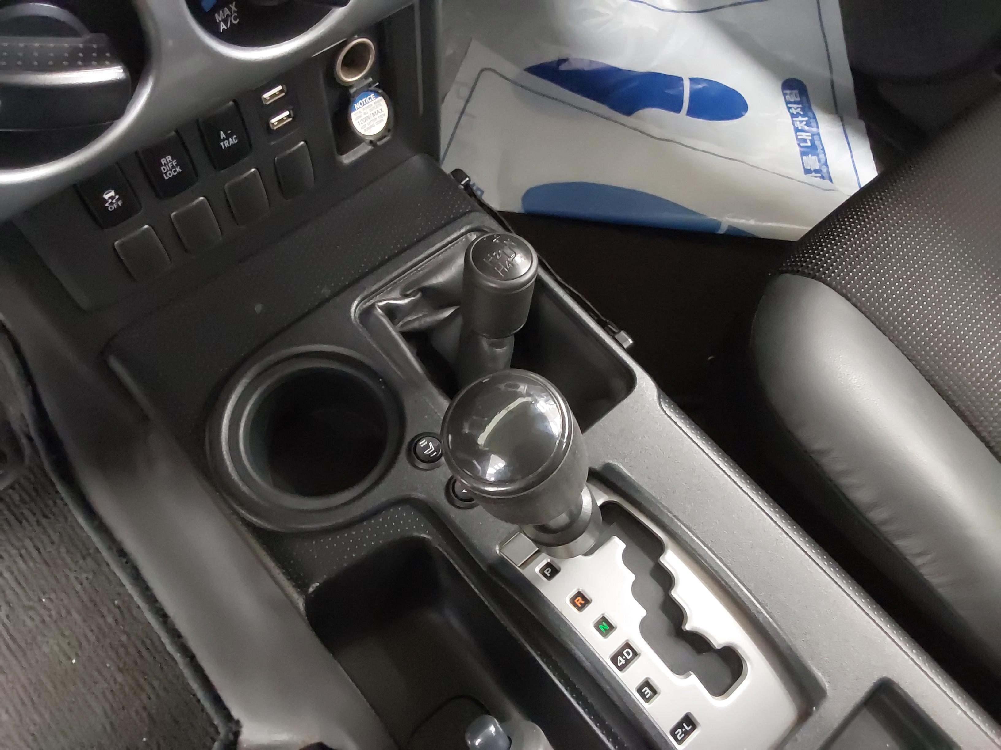 TOYOTA FJ - 19