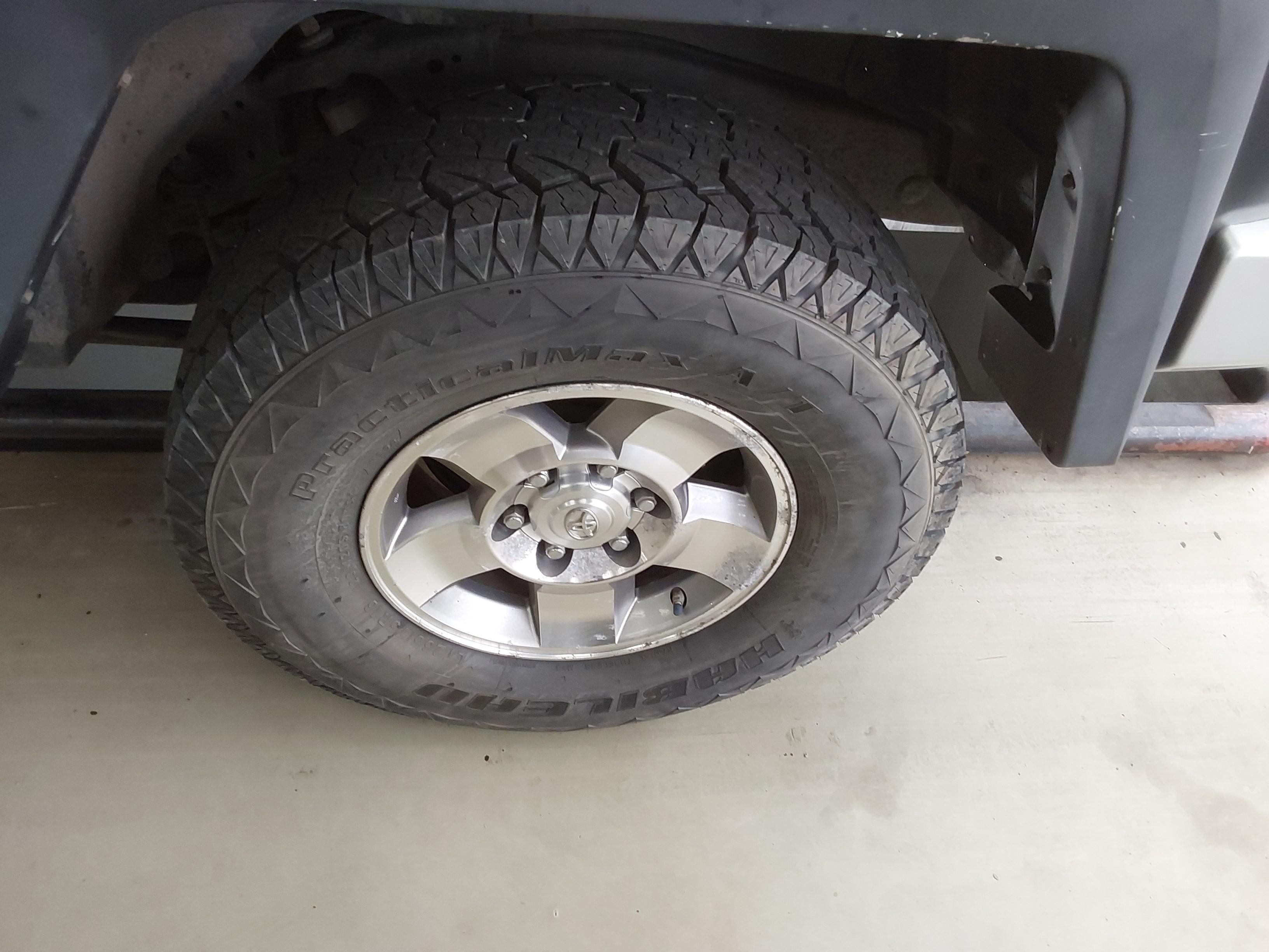 TOYOTA FJ - 21