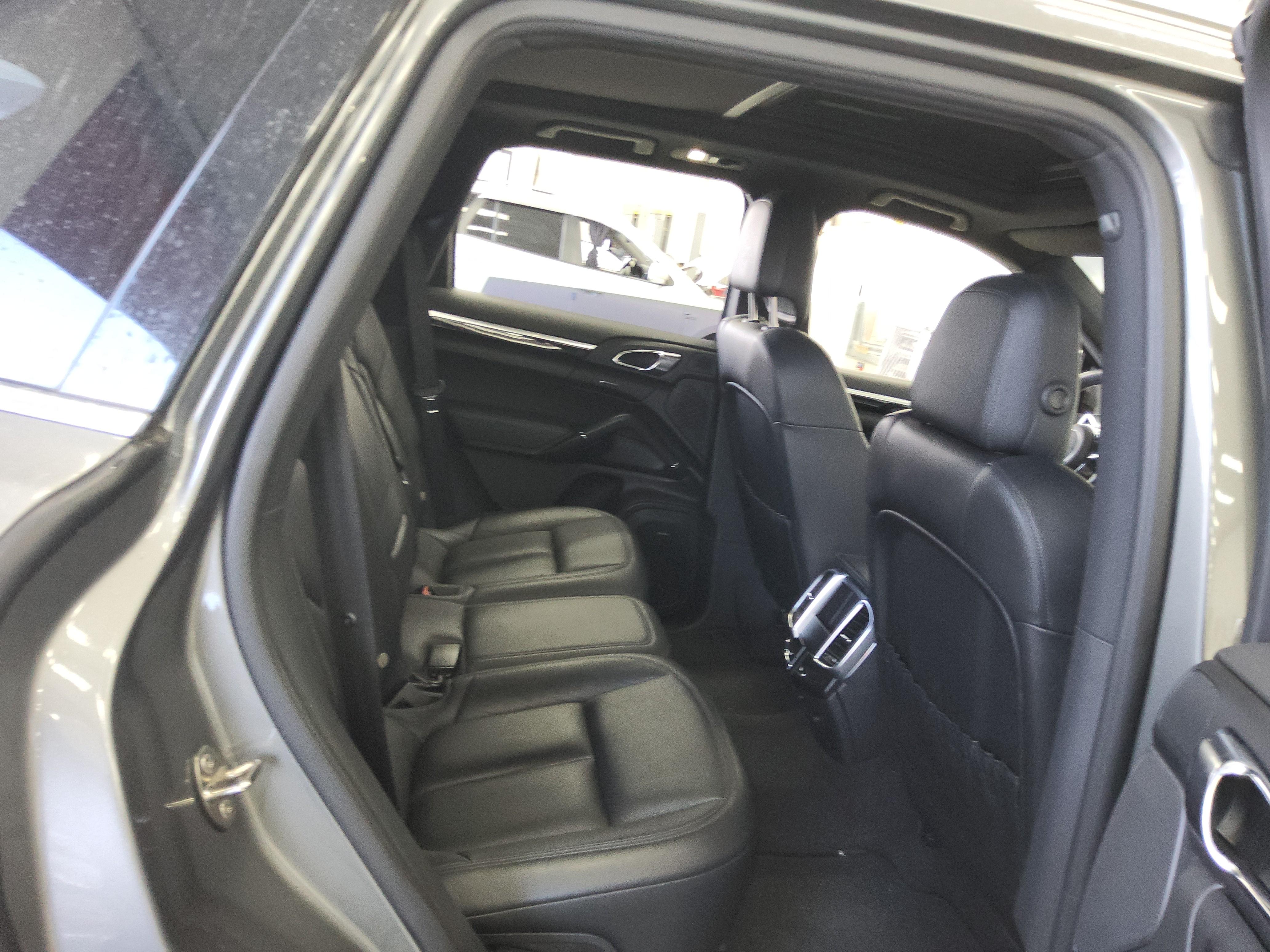 PORSCHE 카이엔 2016 - 이미지 13