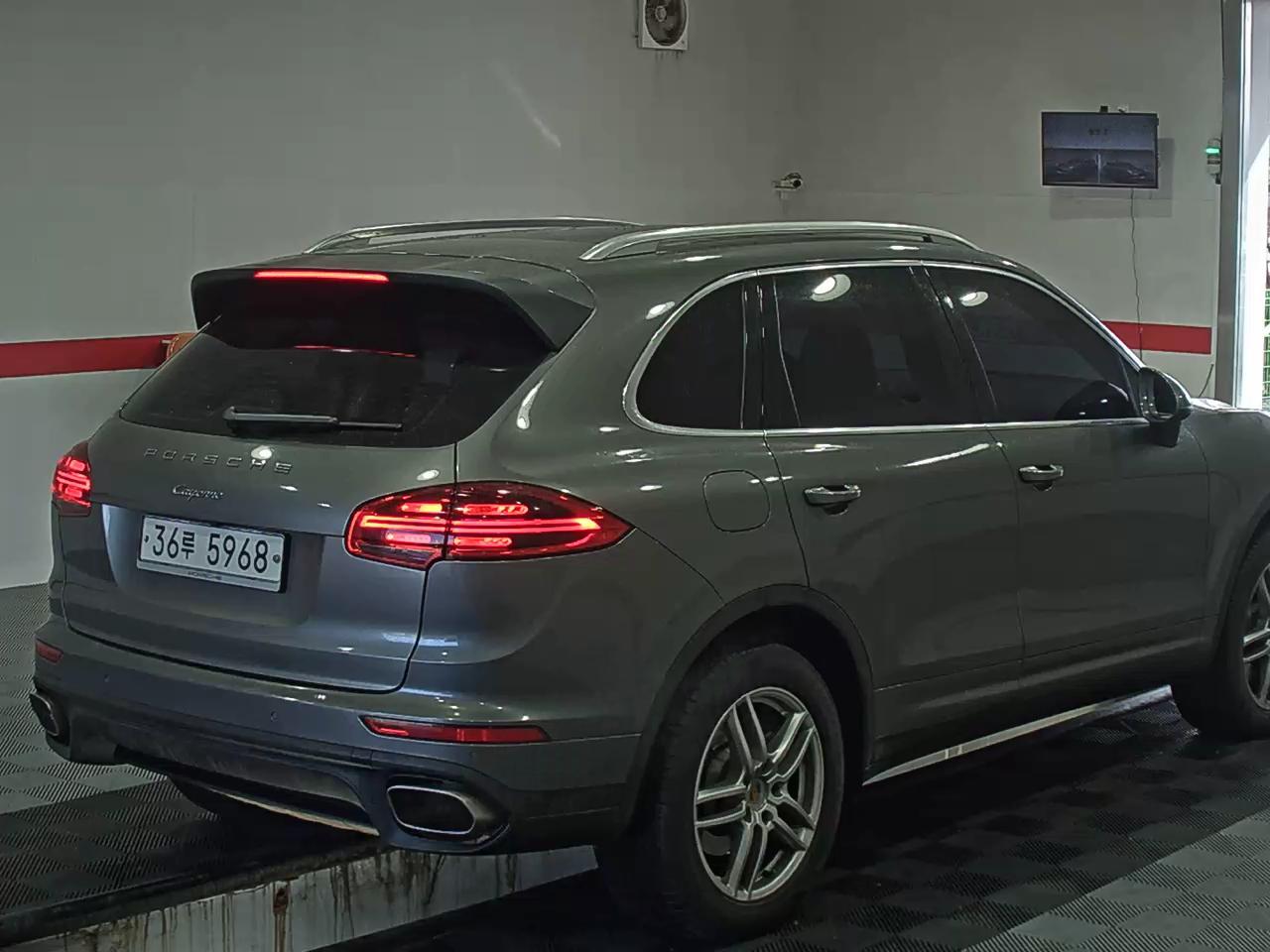 PORSCHE 카이엔 2016 - 이미지 4