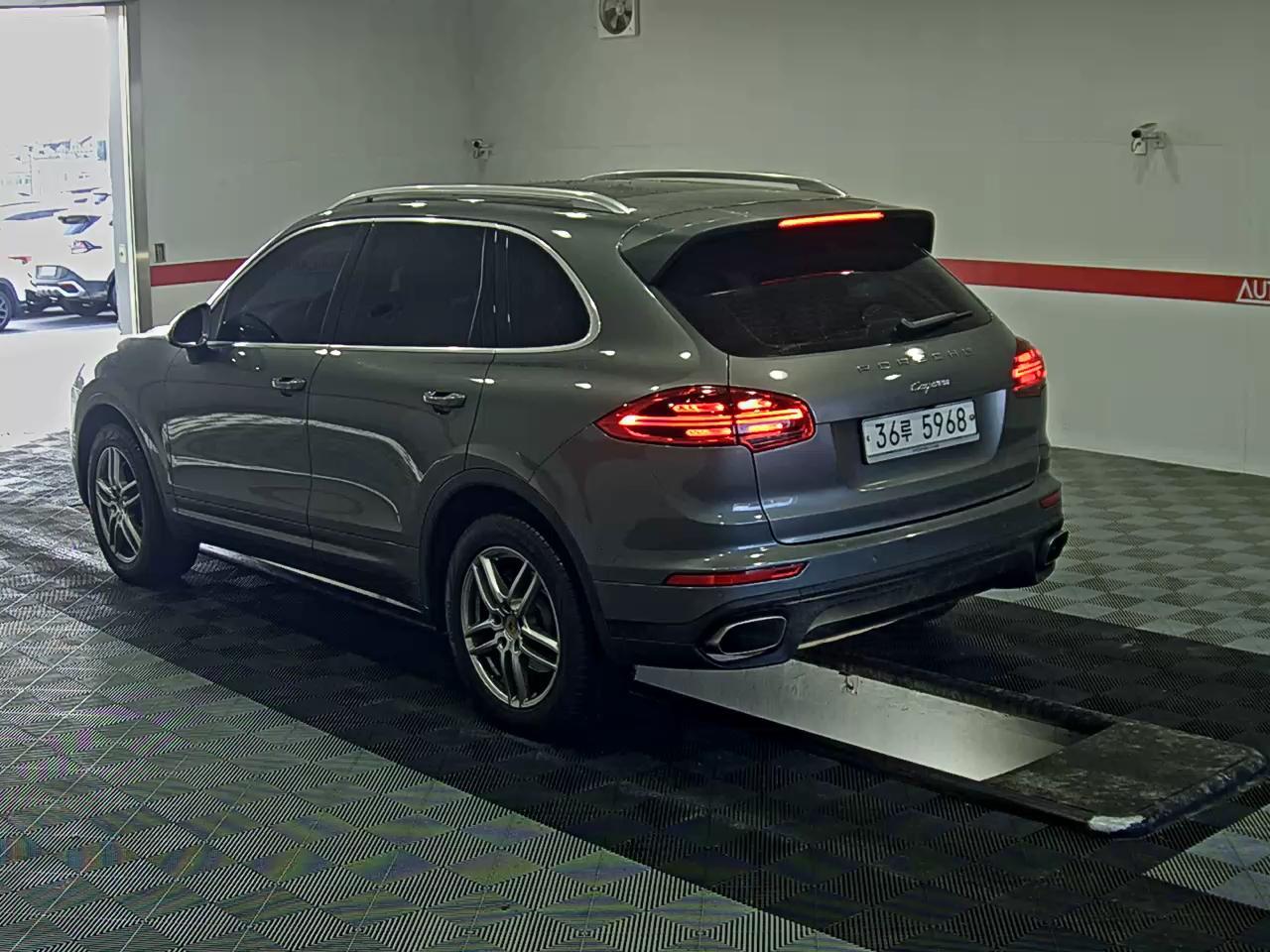 PORSCHE 카이엔 2016 - 이미지 5