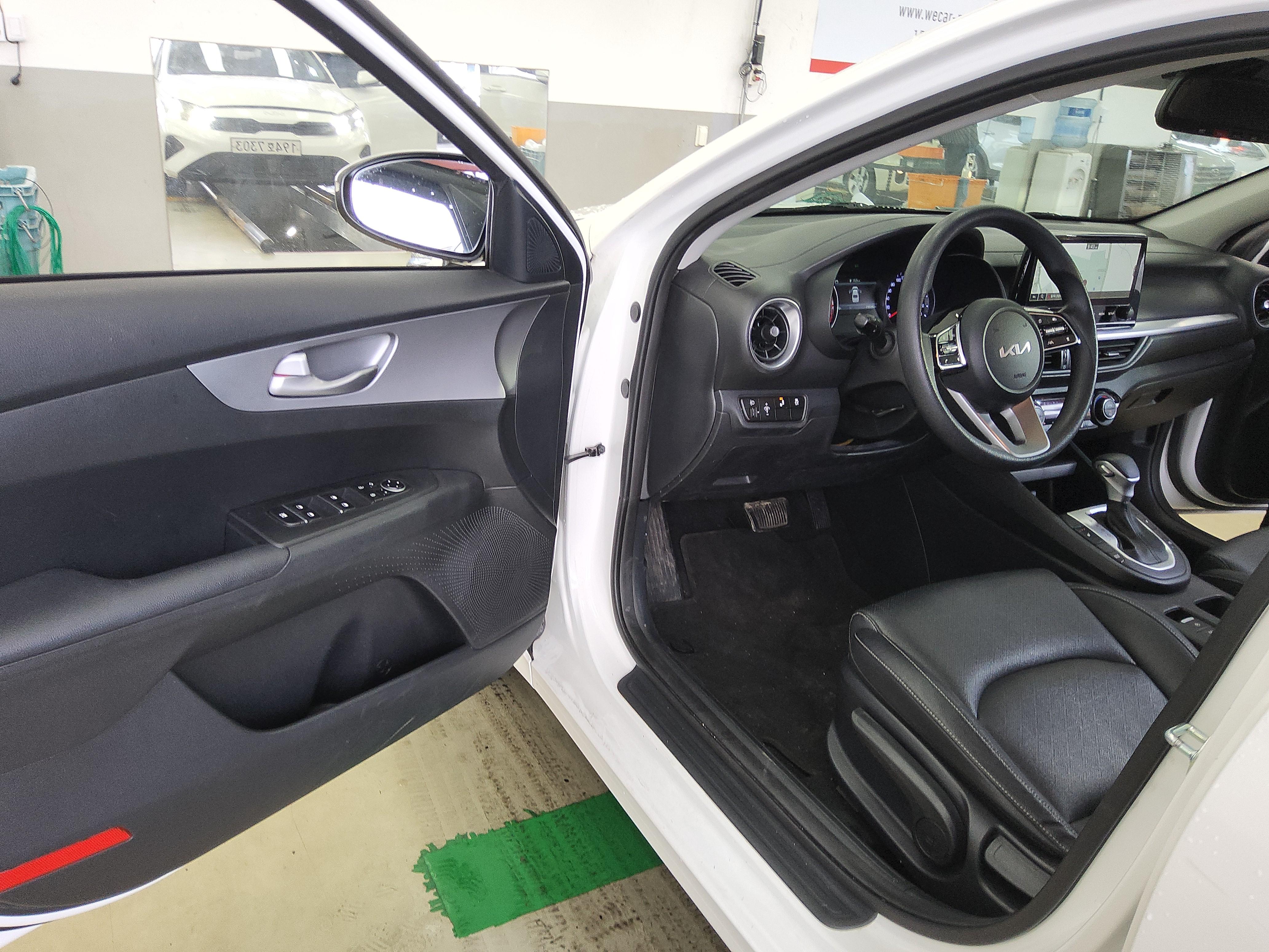 Kia K3 2022 - Image 9
