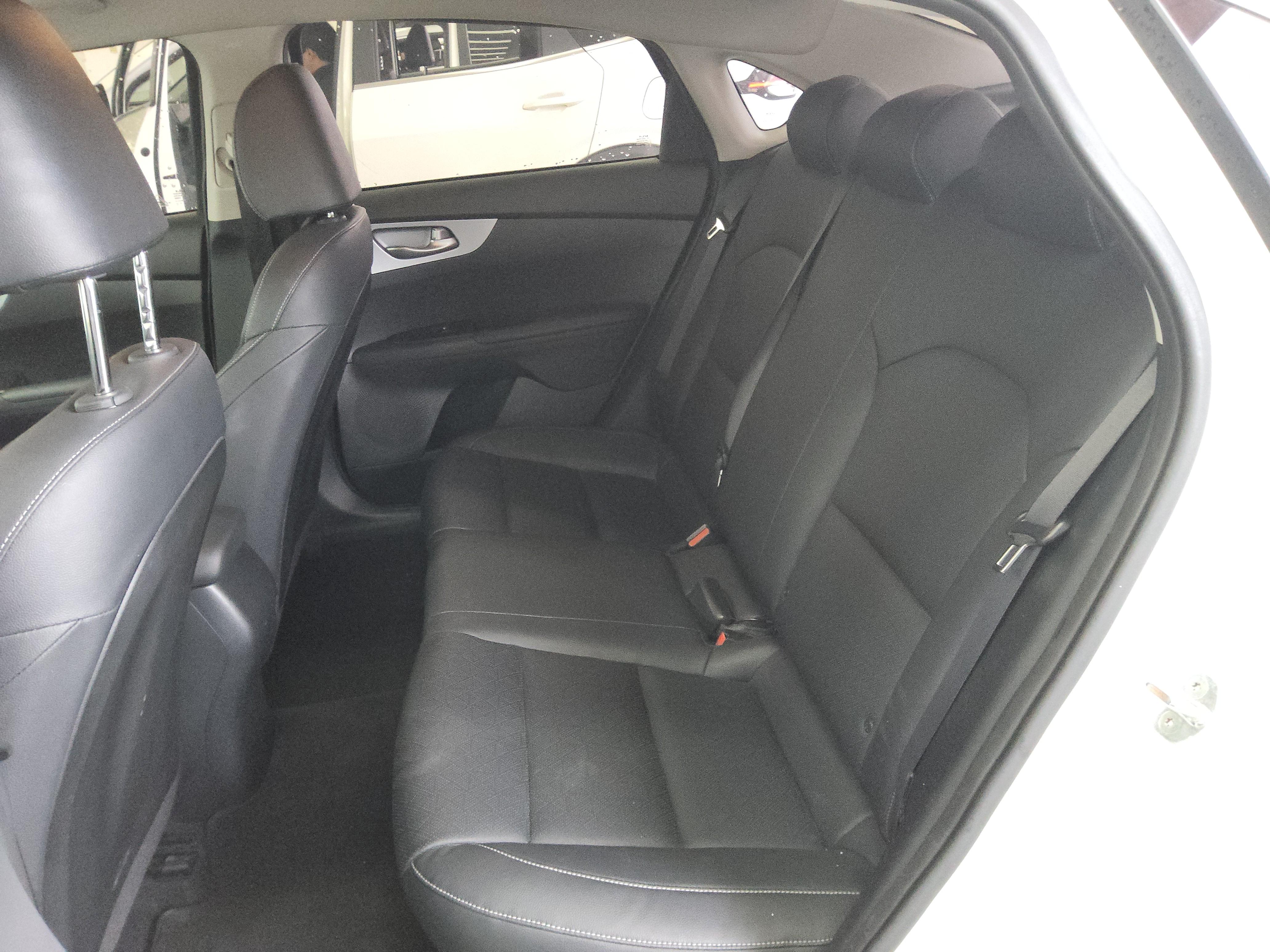 Kia K3 2022 - Image 11