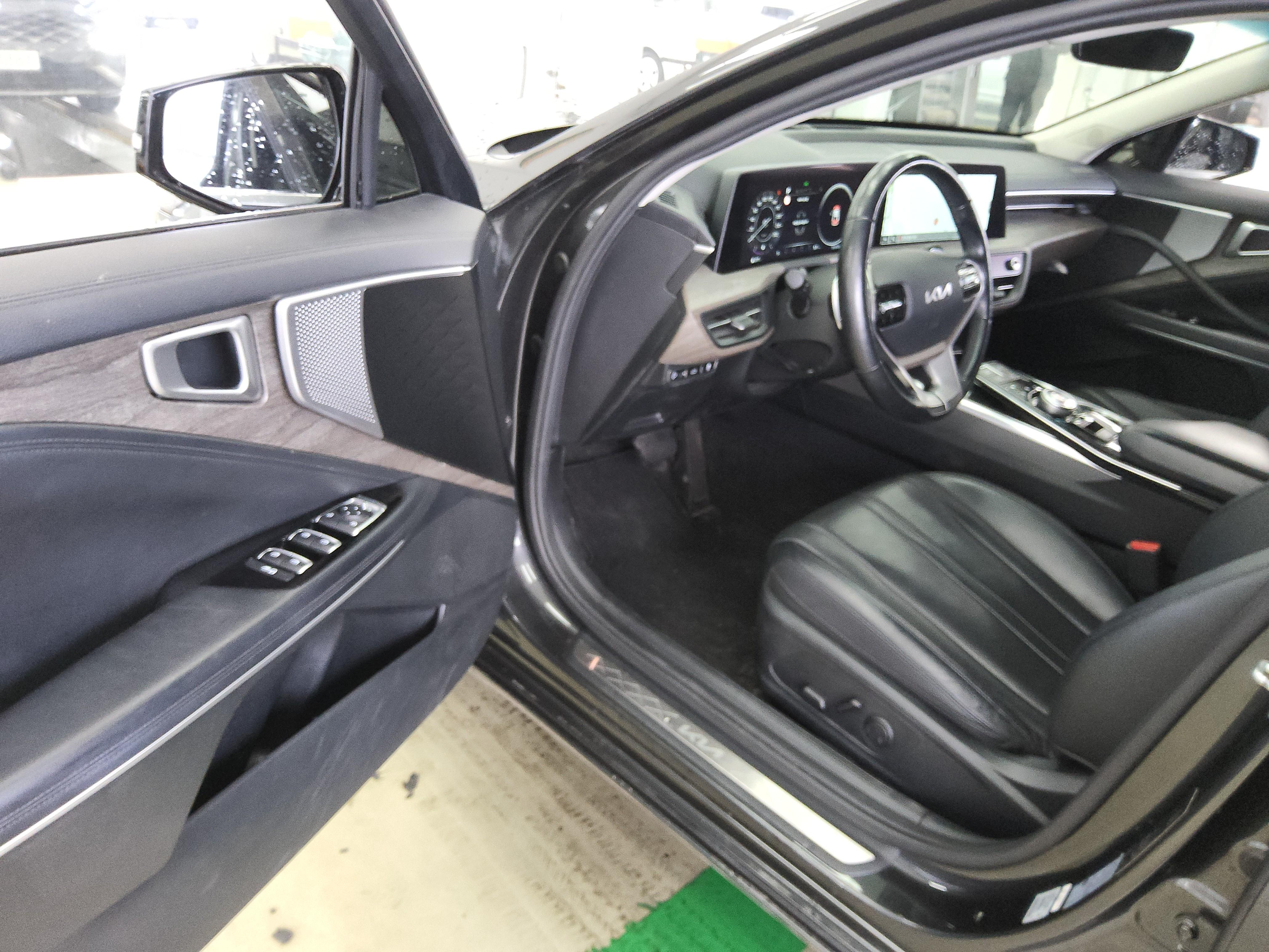 كيا K8 2022 - صورة 9