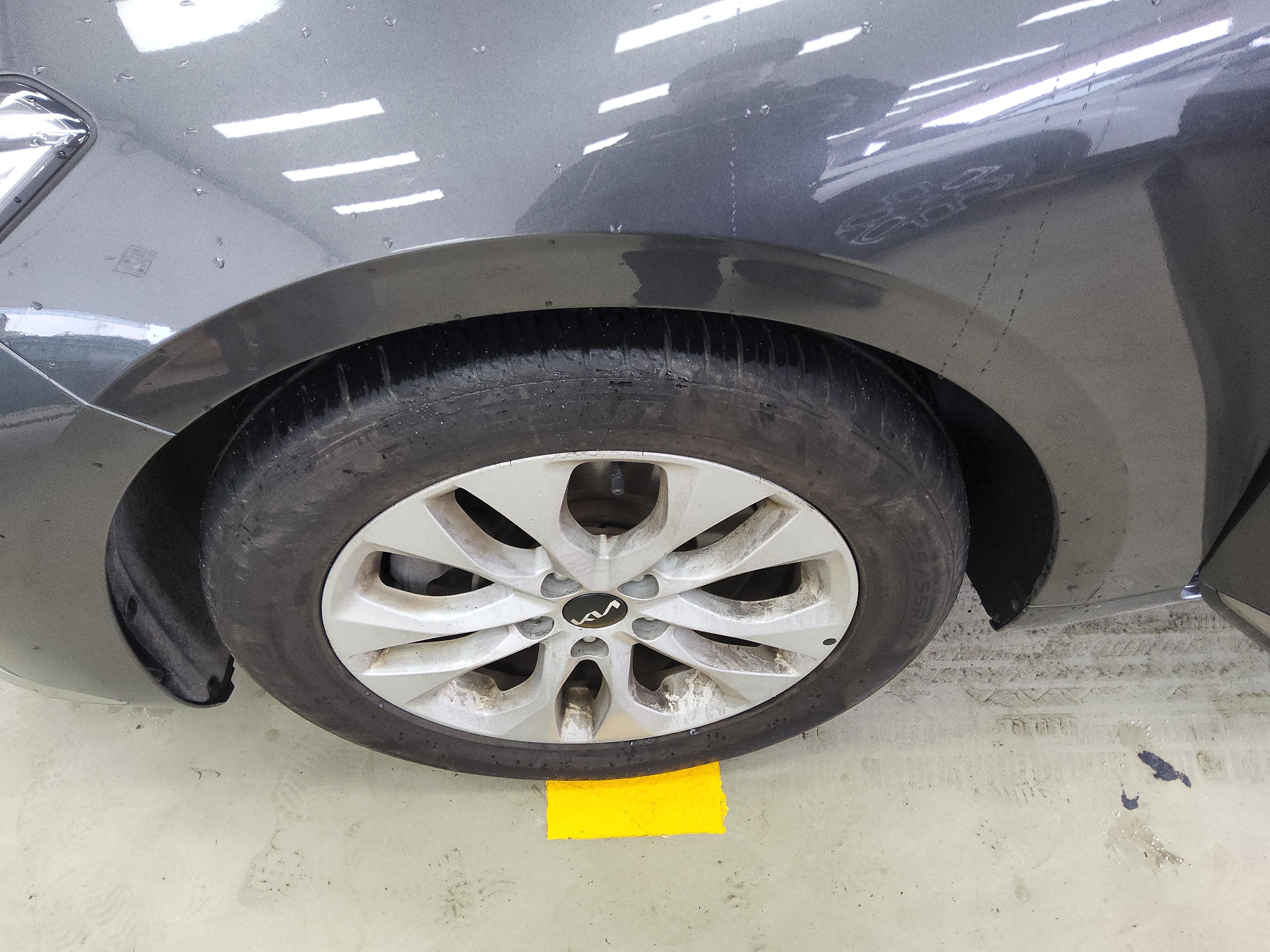 كيا K8 2022 - صورة 18