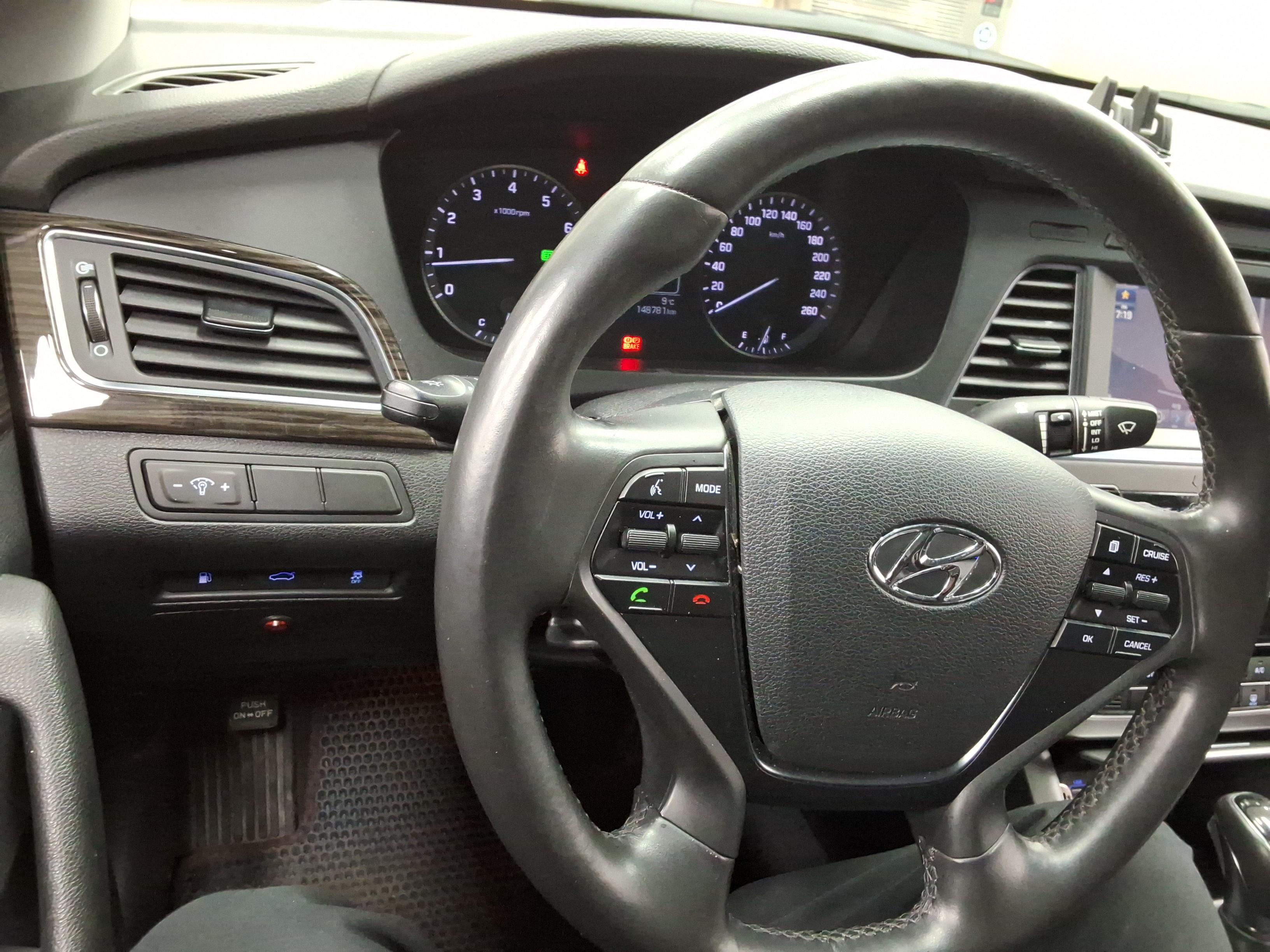 Hyundai Sonata 2015 - Image 15