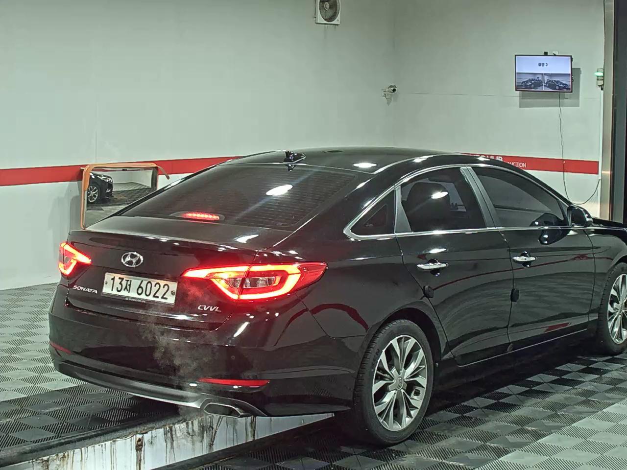 Hyundai Sonata 2015 - Image 4