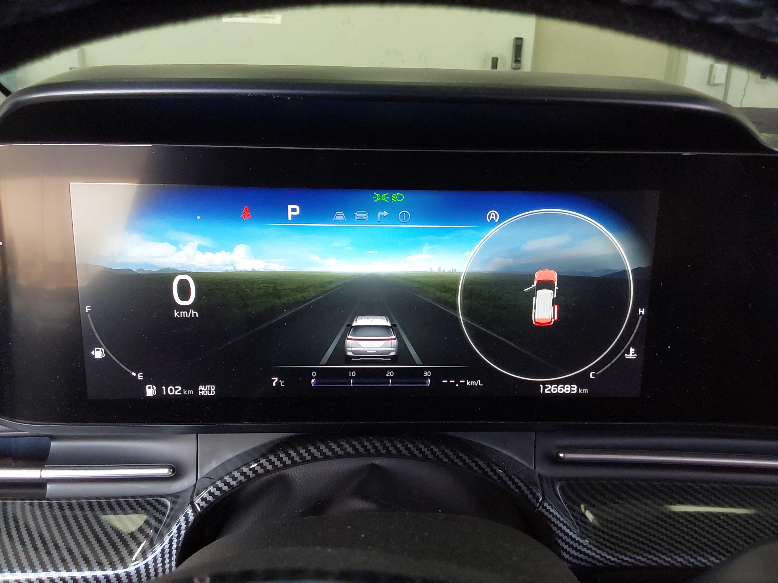 Kia Carnival 2022 - Image 8