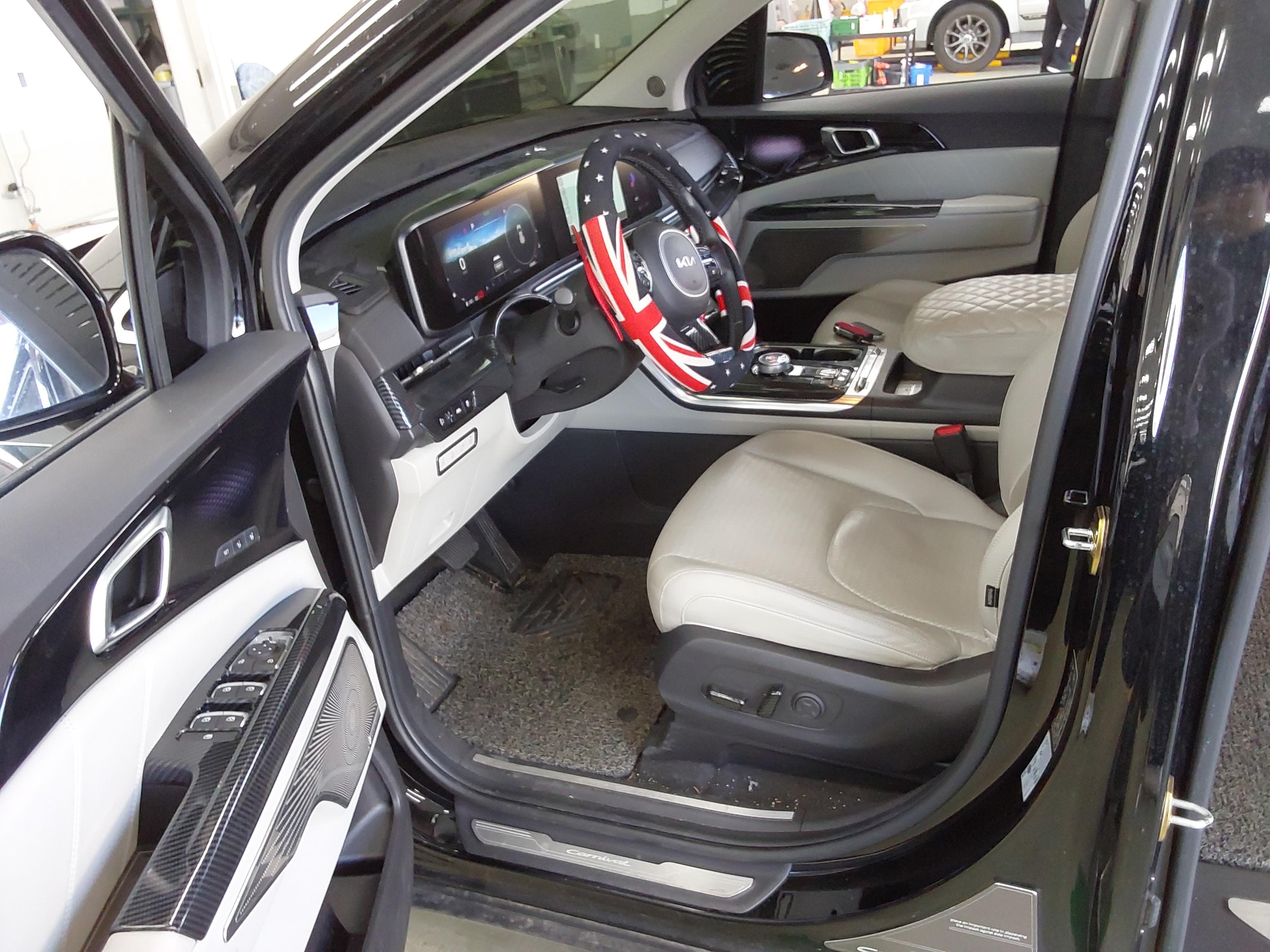 Kia Carnival 2022 - Image 9