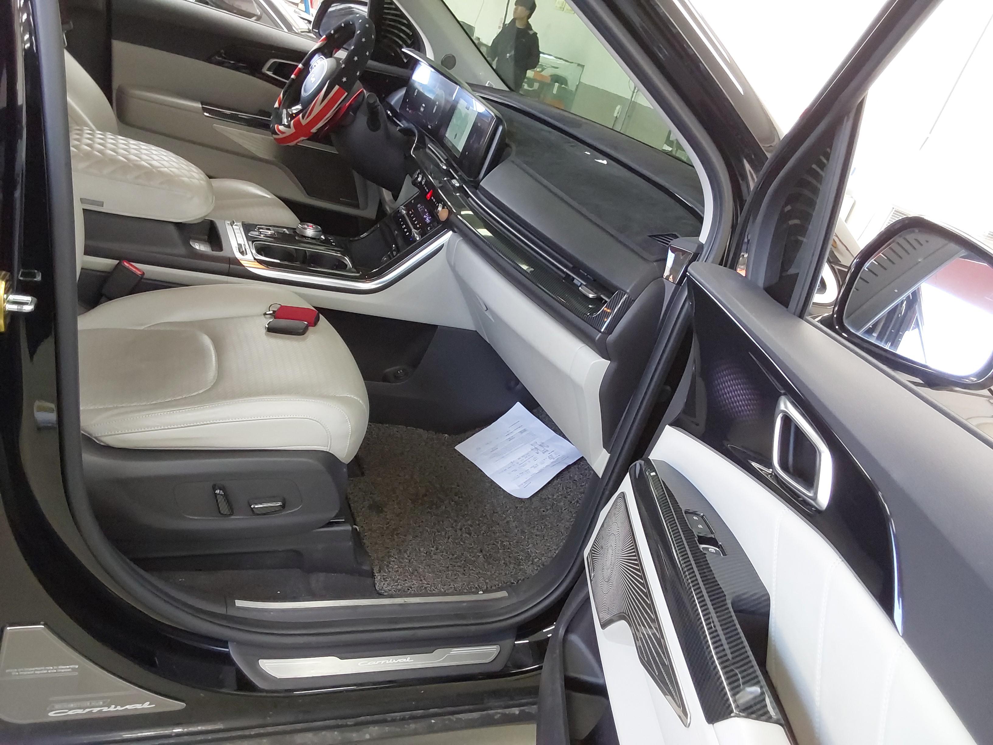 Kia Carnival 2022 - Image 14