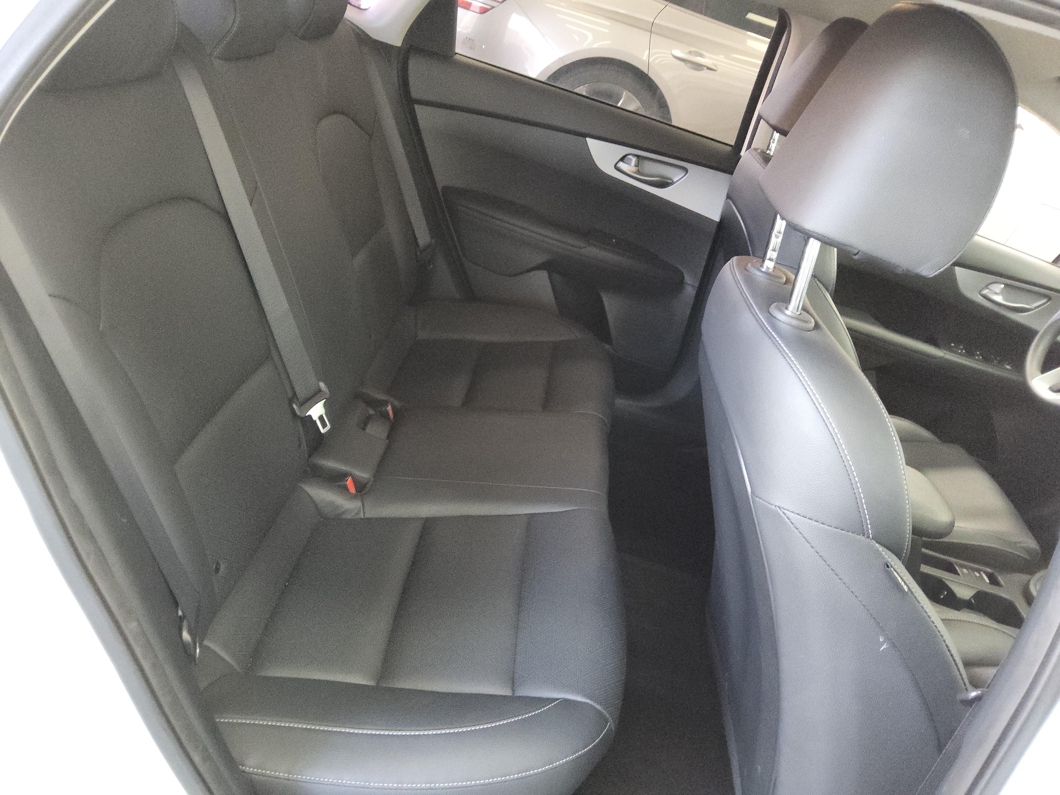 كيا K3 2022 - صورة 13