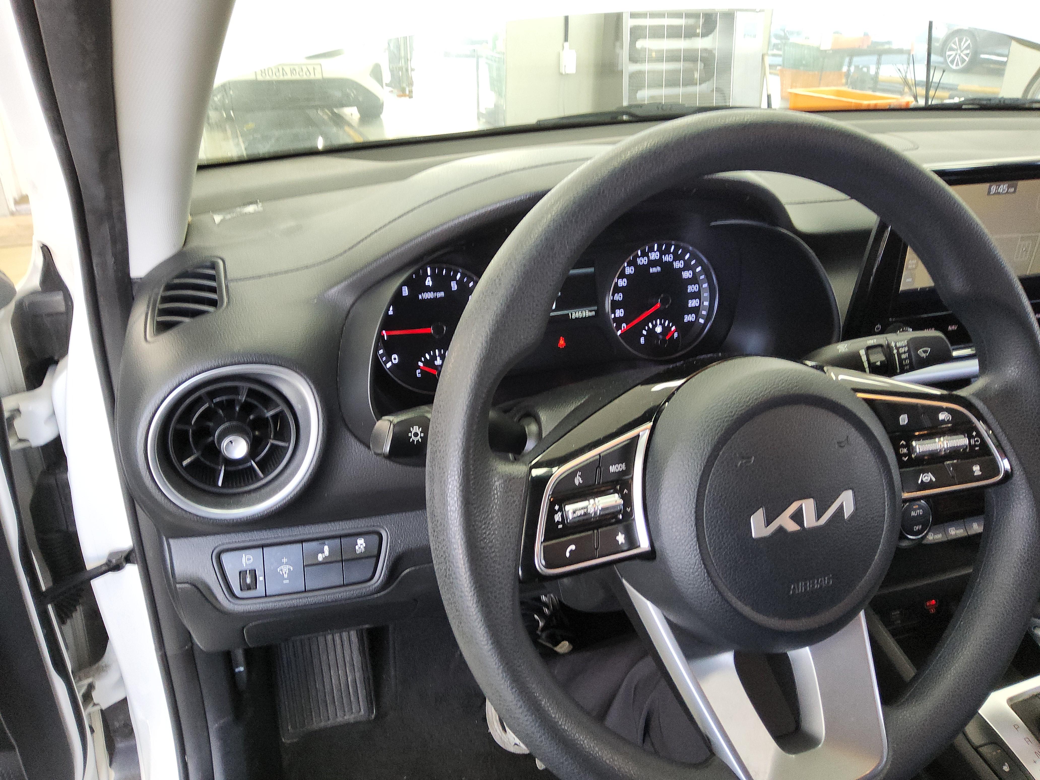 كيا K3 2022 - صورة 17