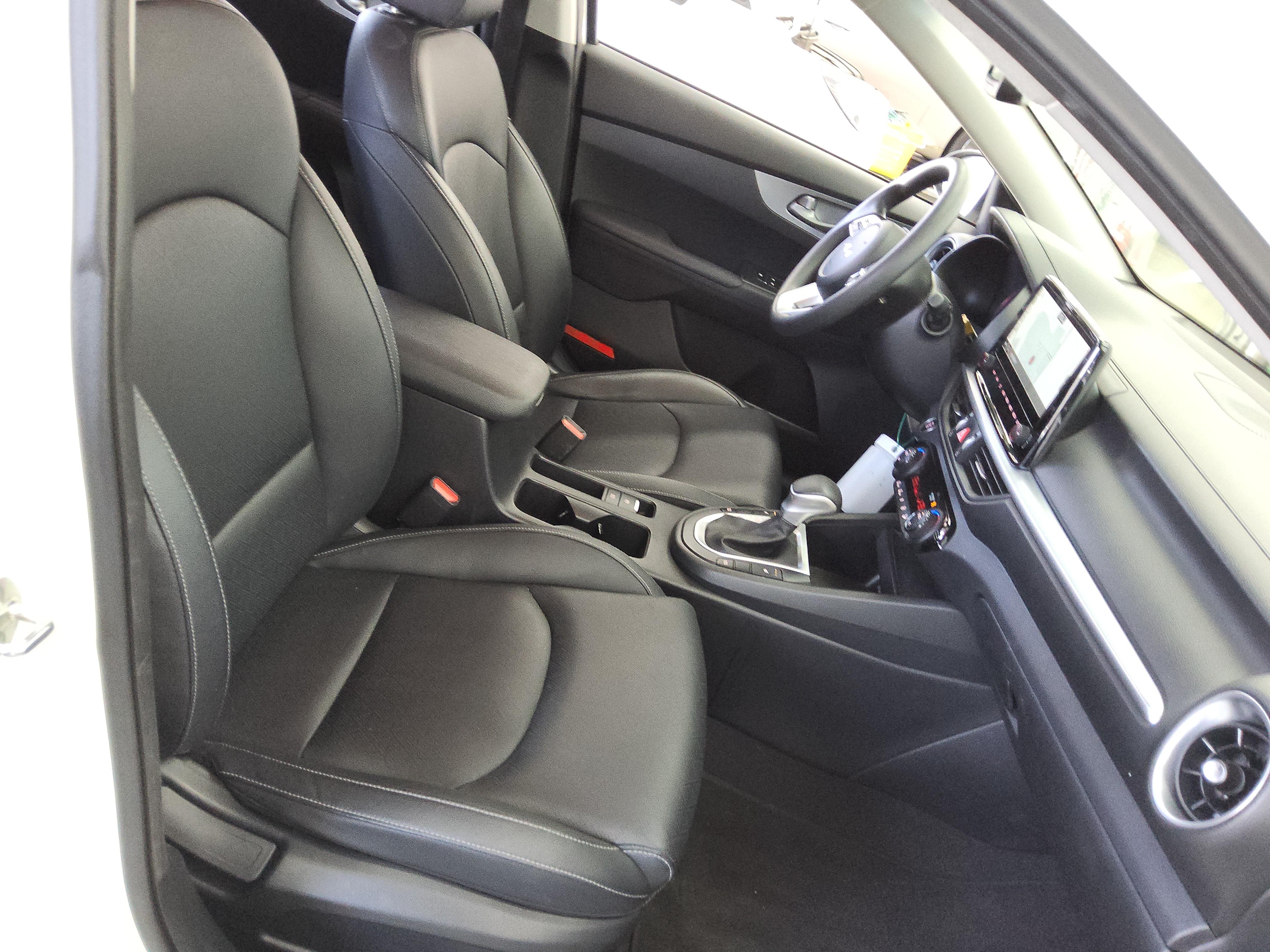 كيا K3 2022 - صورة 14