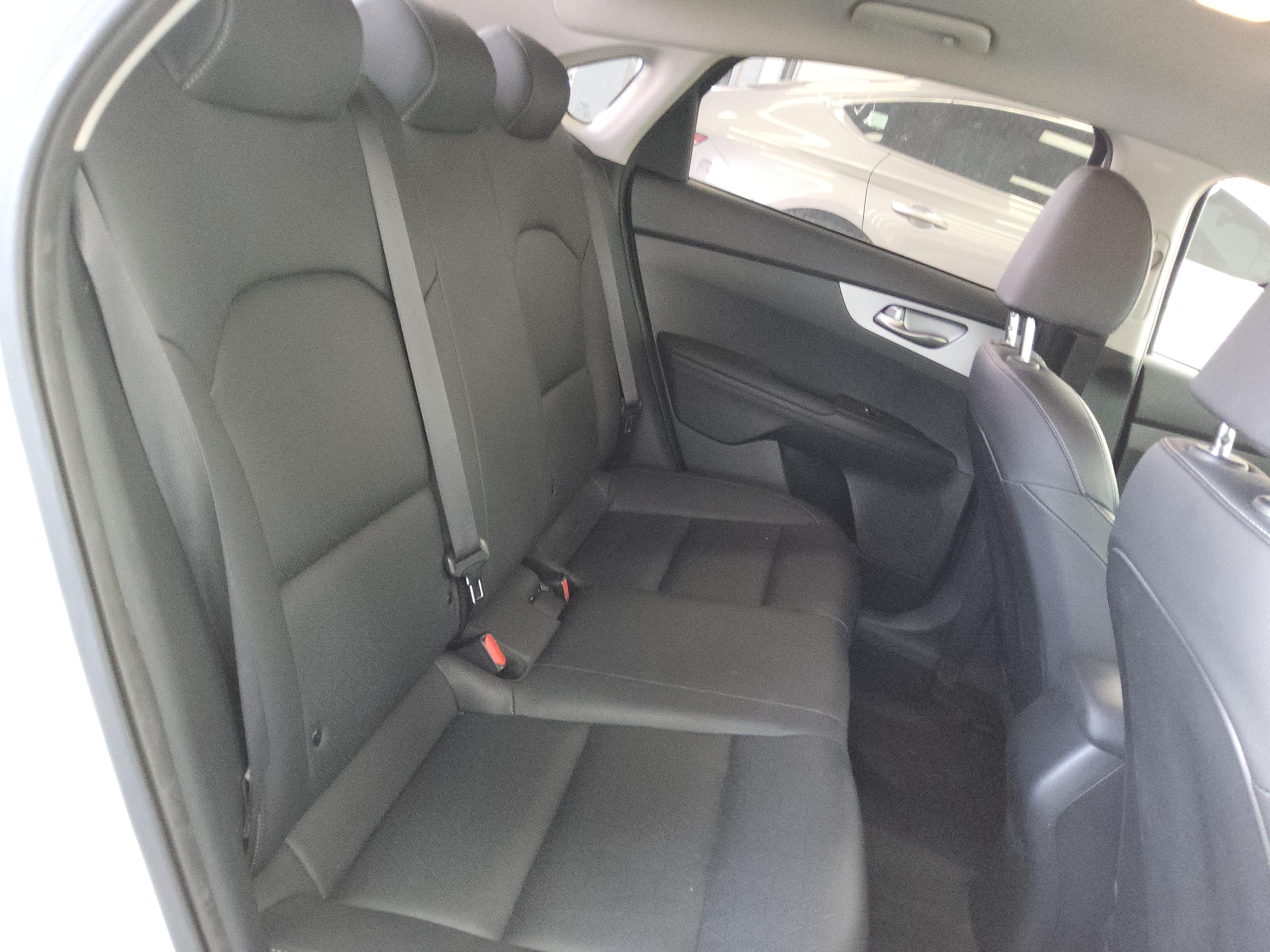 كيا K3 2022 - صورة 13