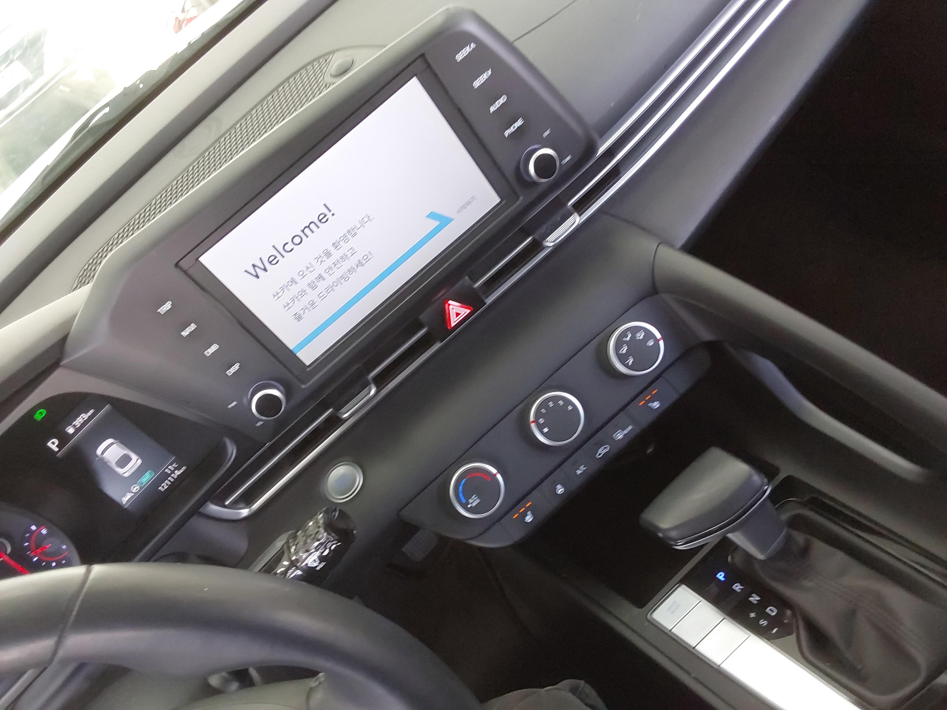 هيونداي إلانترا 2021 - صورة 19