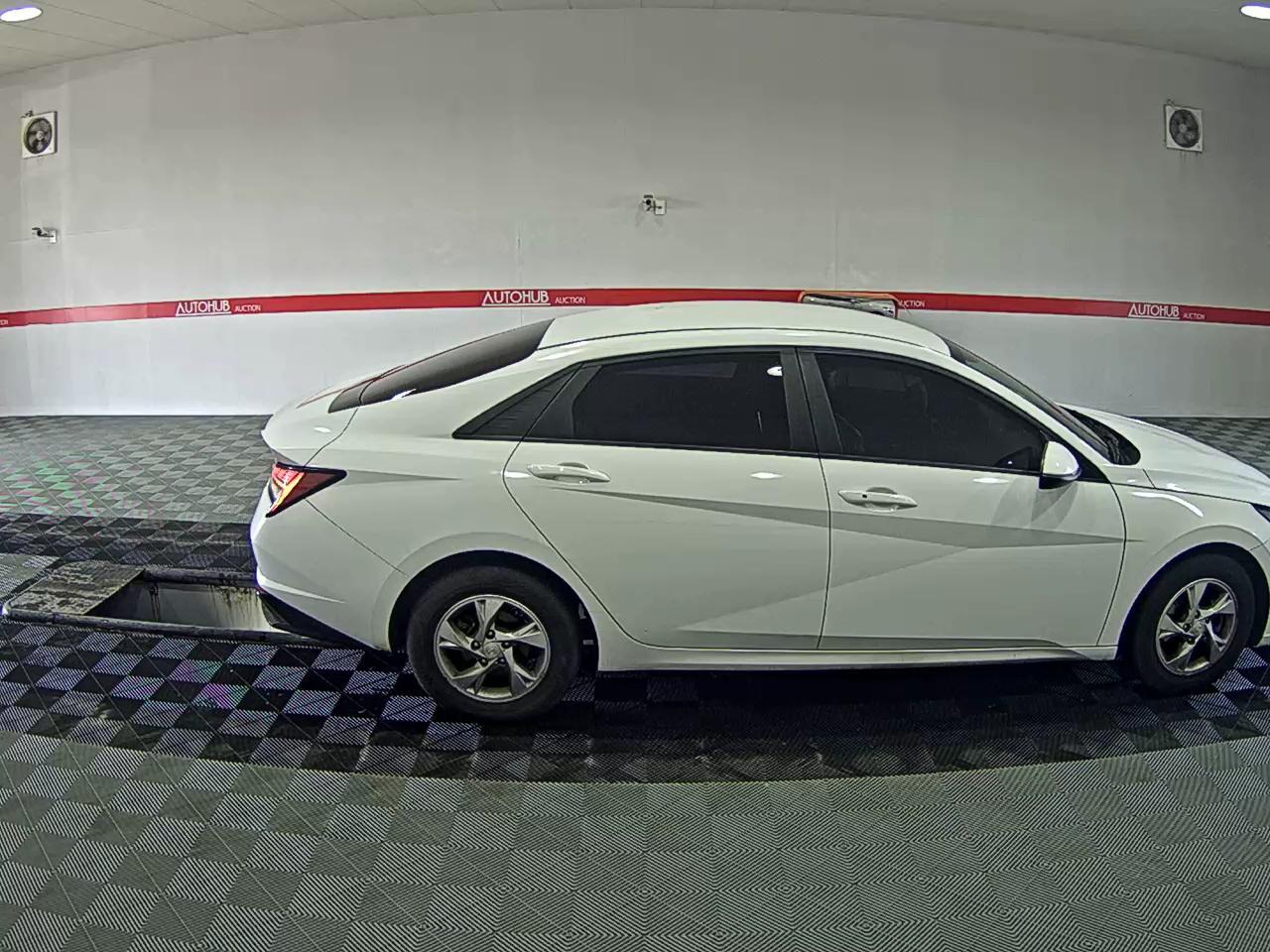 هيونداي إلانترا 2021 - صورة 3