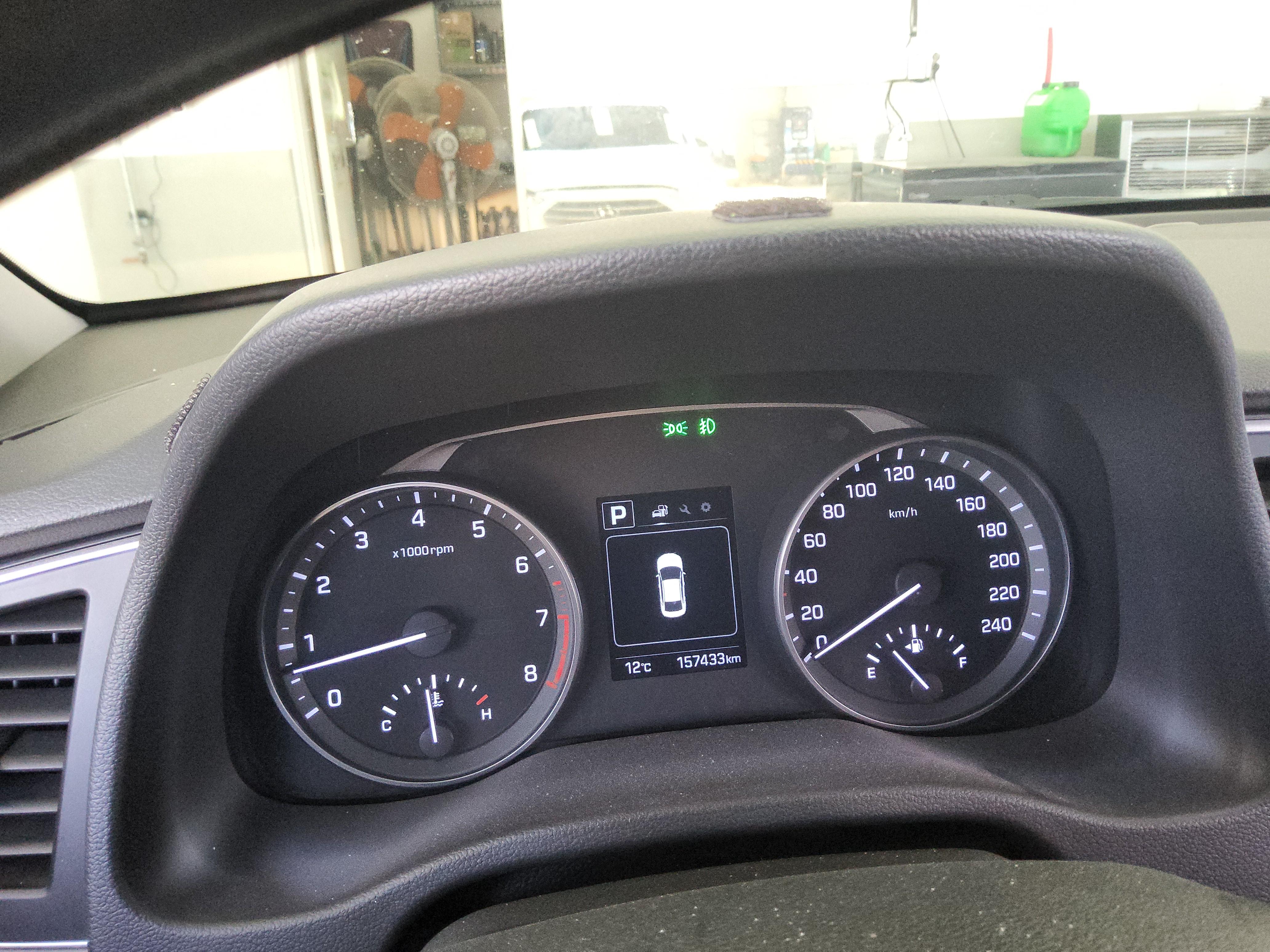Hyundai Elantra 2017 - Image 8