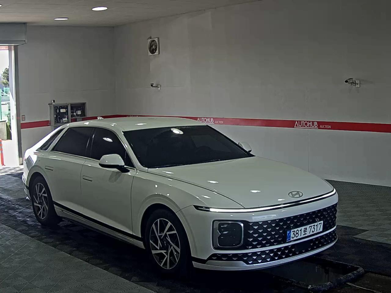 هيونداي جرانجر 2023 - صورة 2