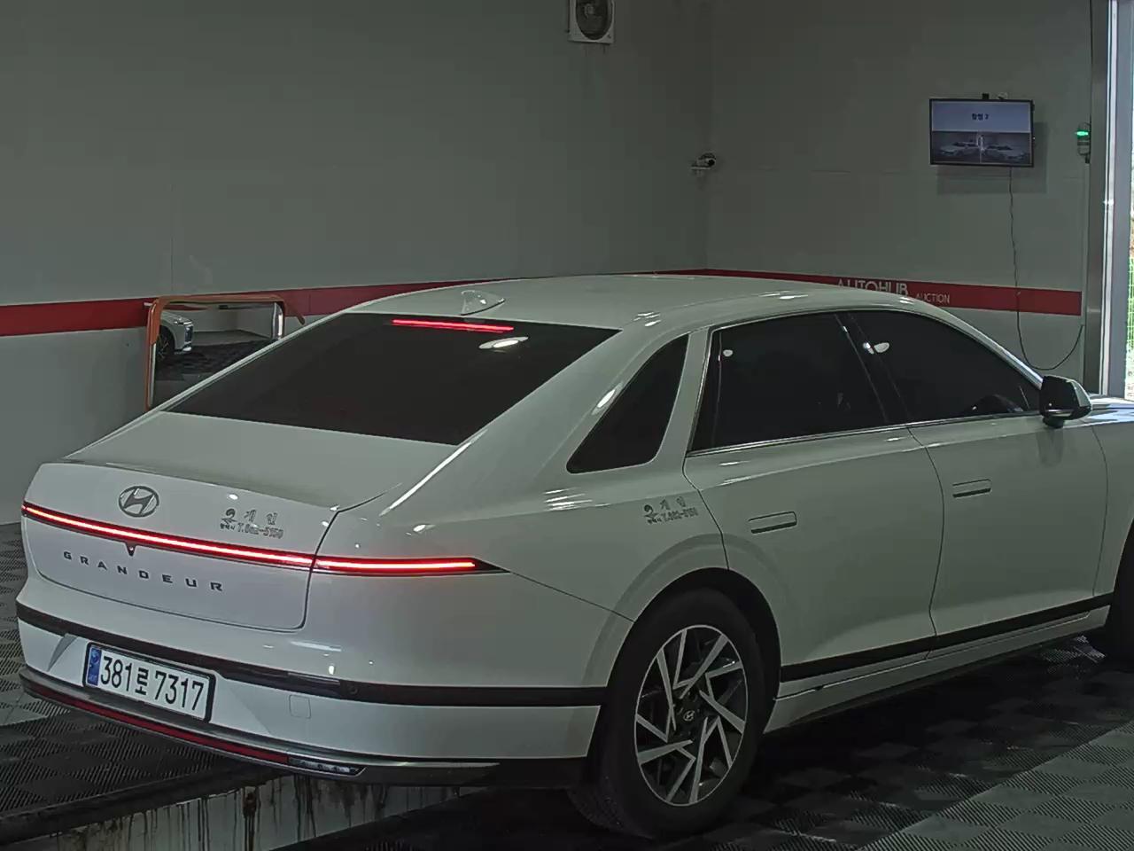 هيونداي جرانجر 2023 - صورة 4