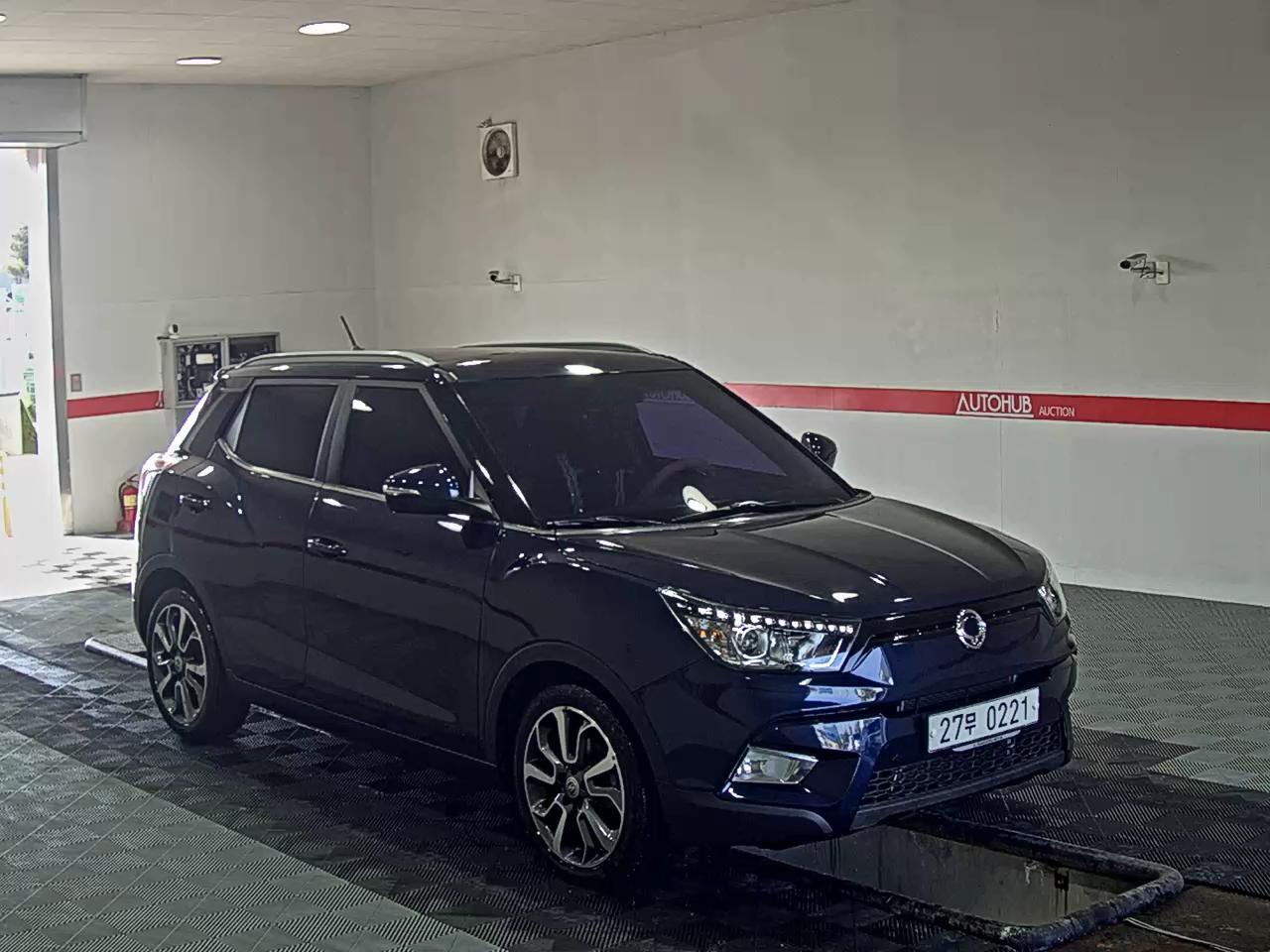 KG Mobility Tivoli 2016 - Image 2