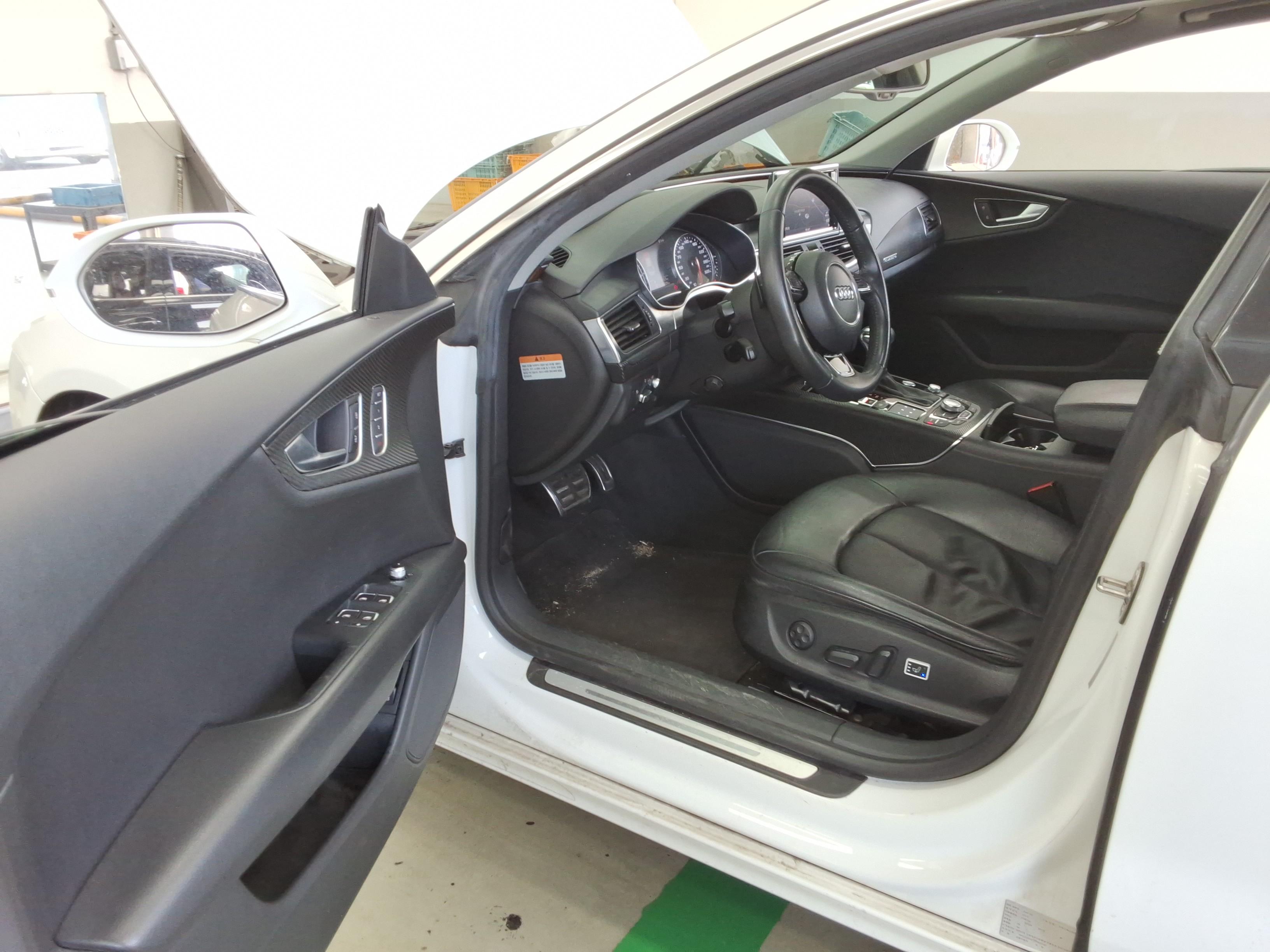 Audi A7 - 9