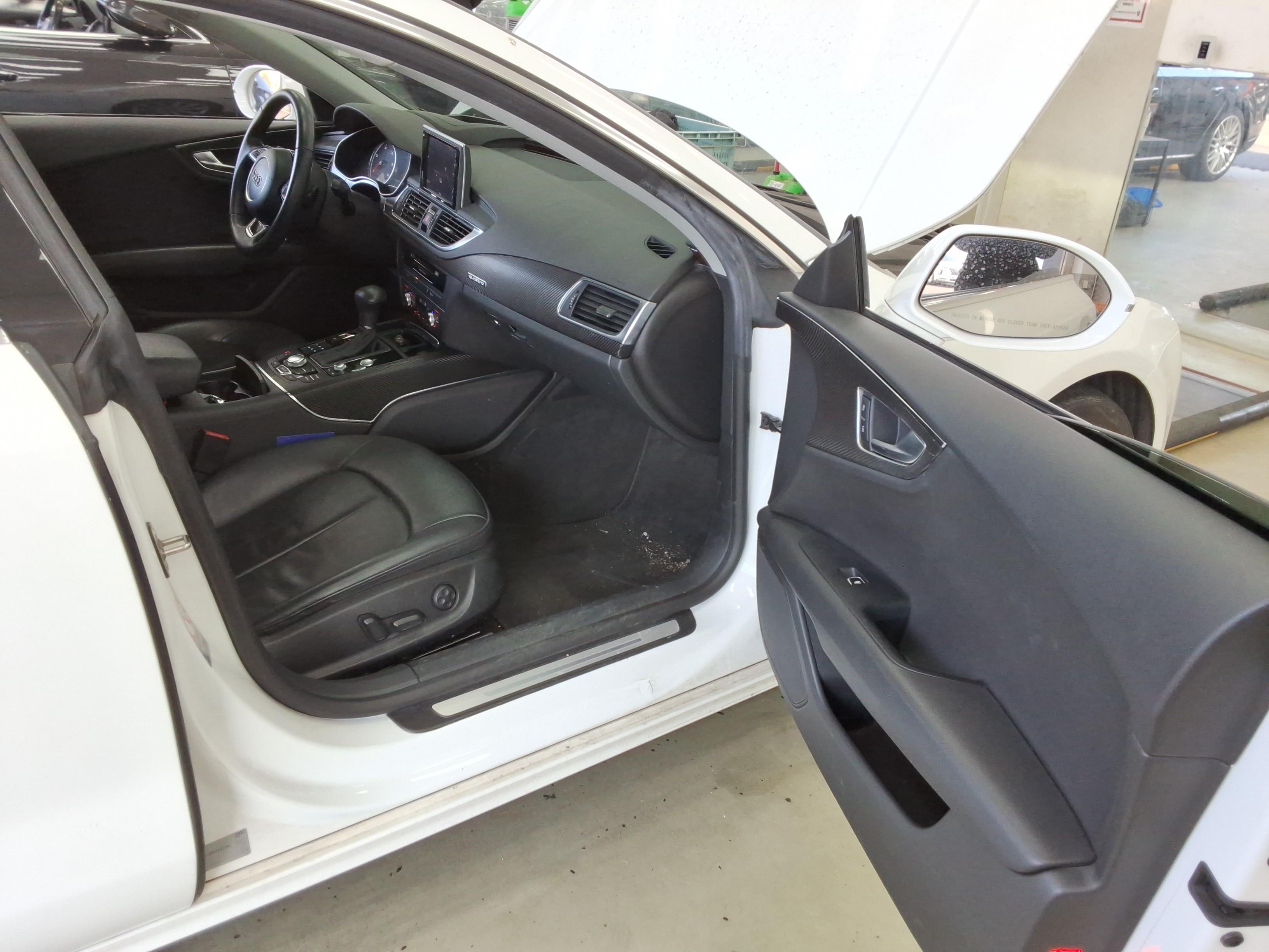 Audi A7 - 12