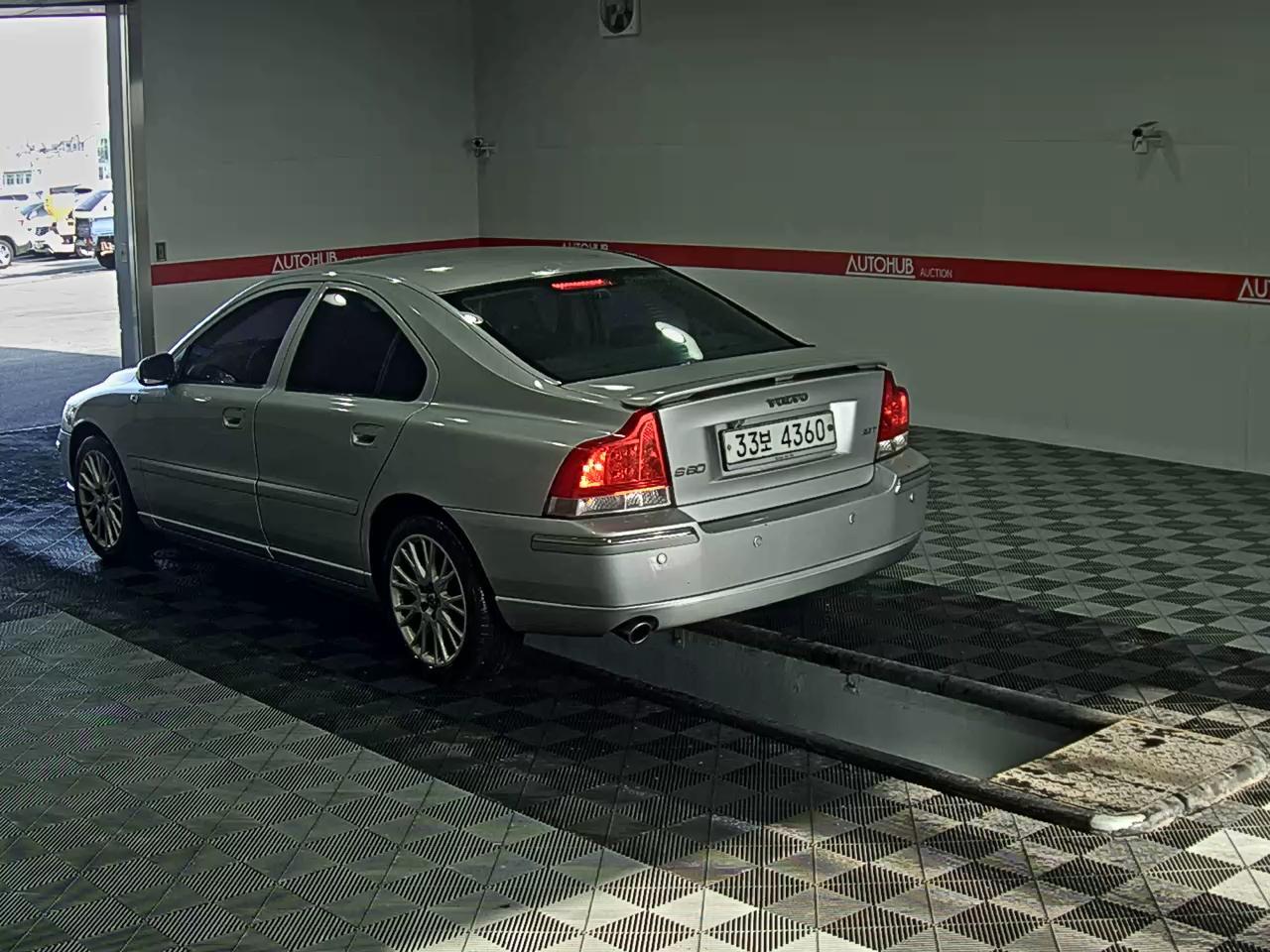 VOLVO 볼보 - 5