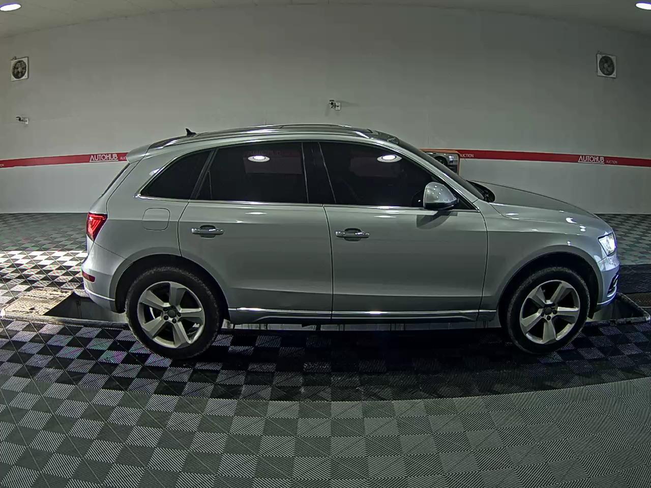 아우디 Q5 - 3