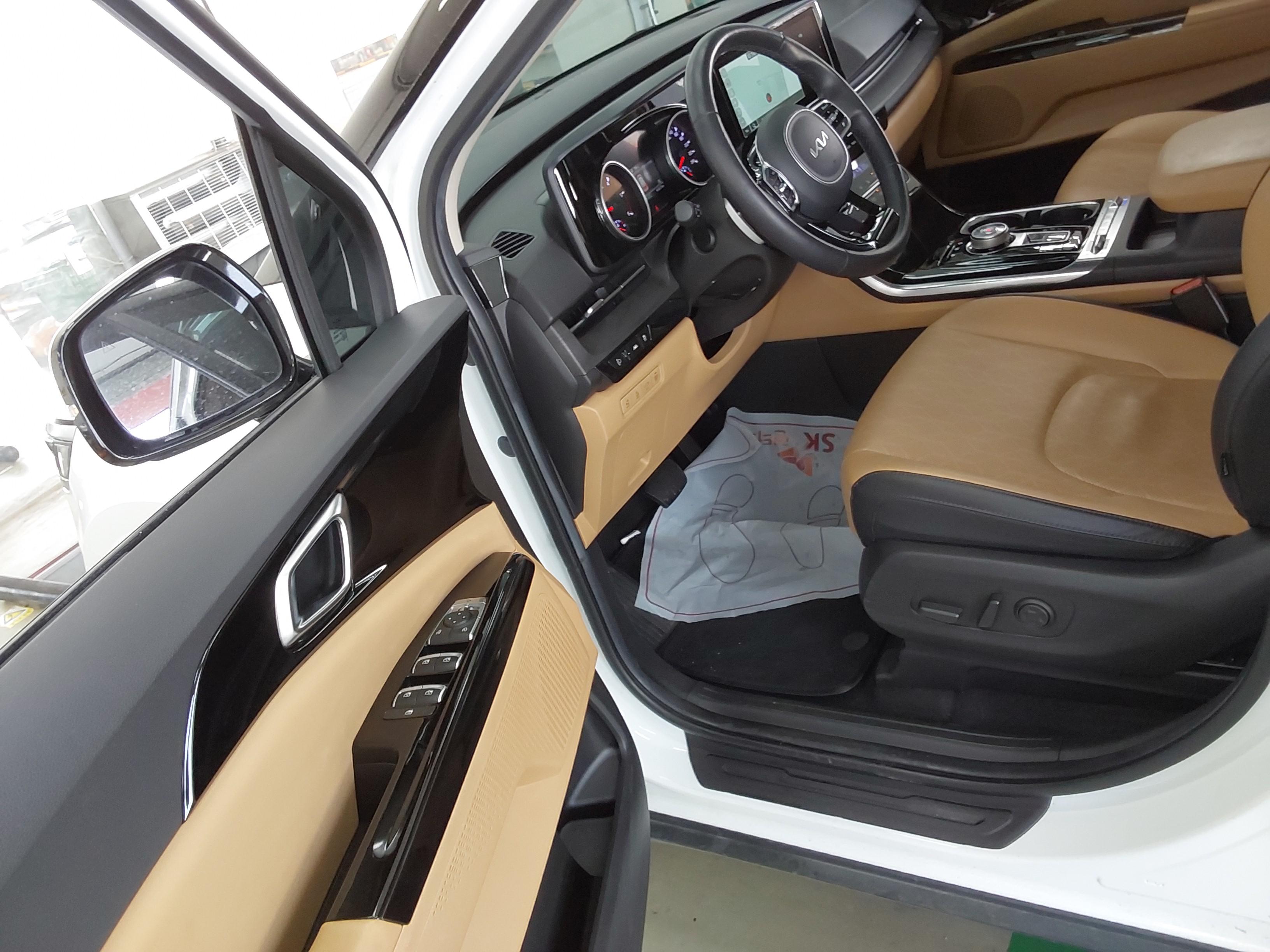 كيا كارنيفال 2023 - صورة 11