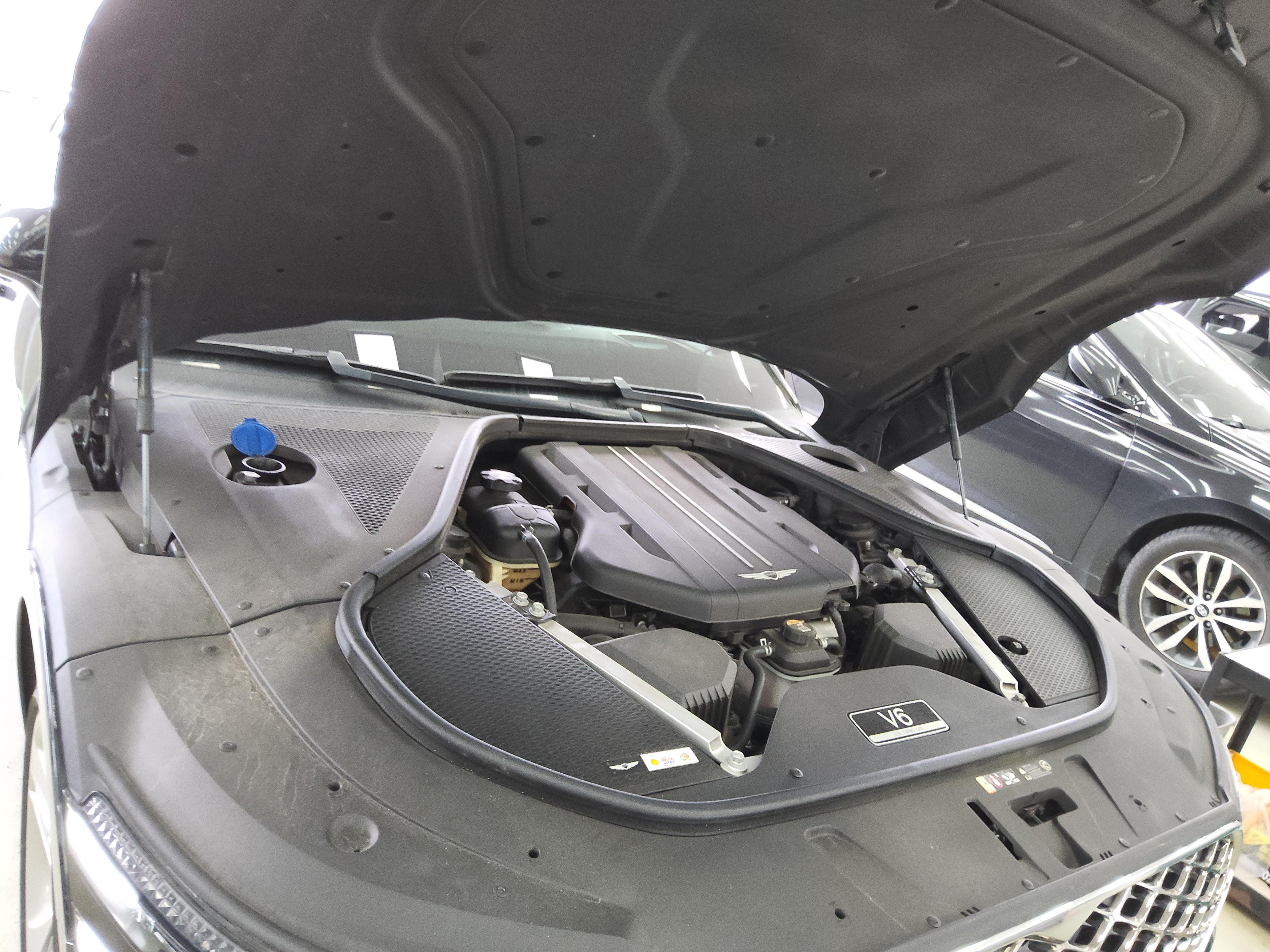 Genesis G90 2023 - Image 17
