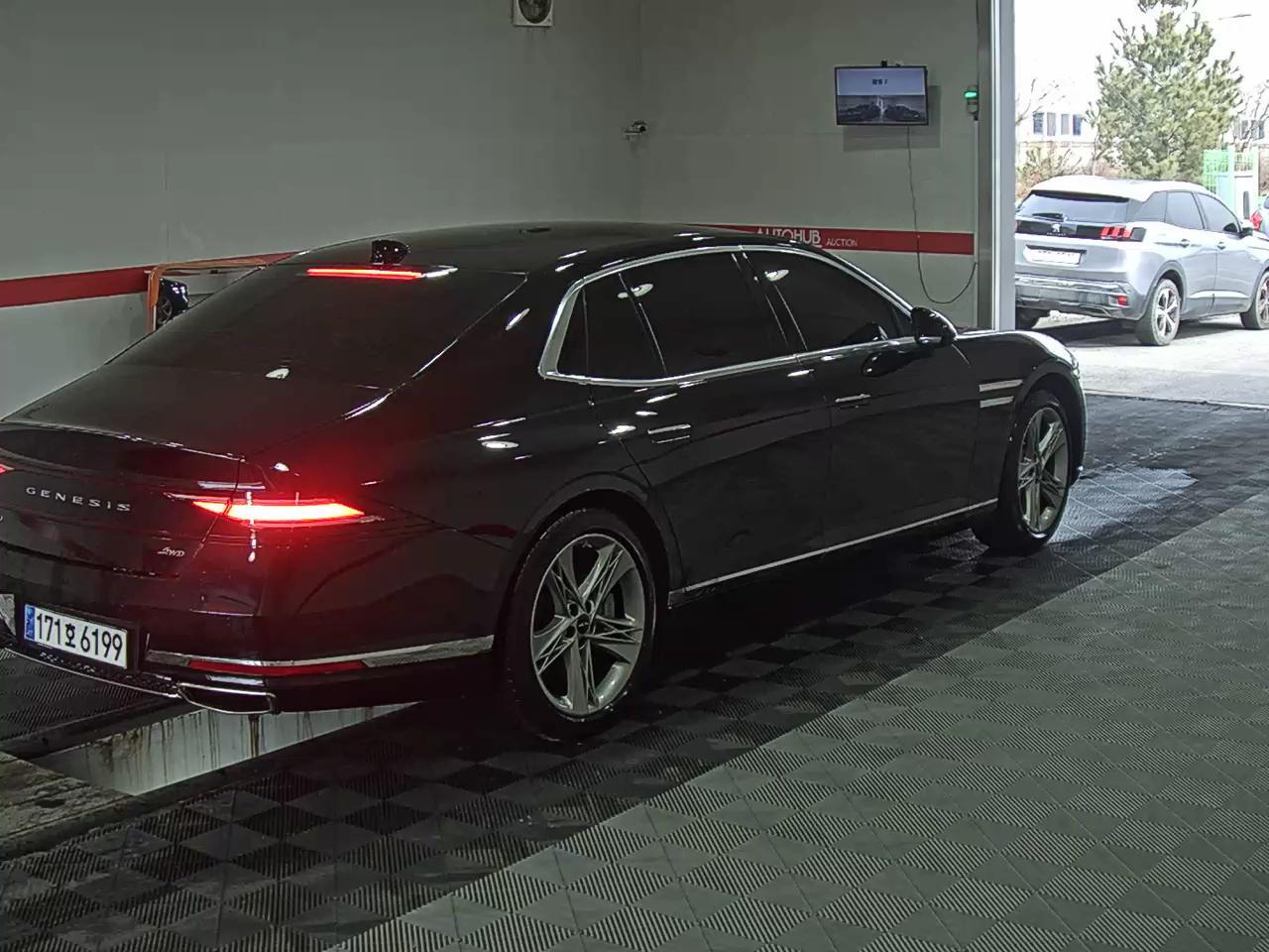 Genesis G90 2023 - Image 4