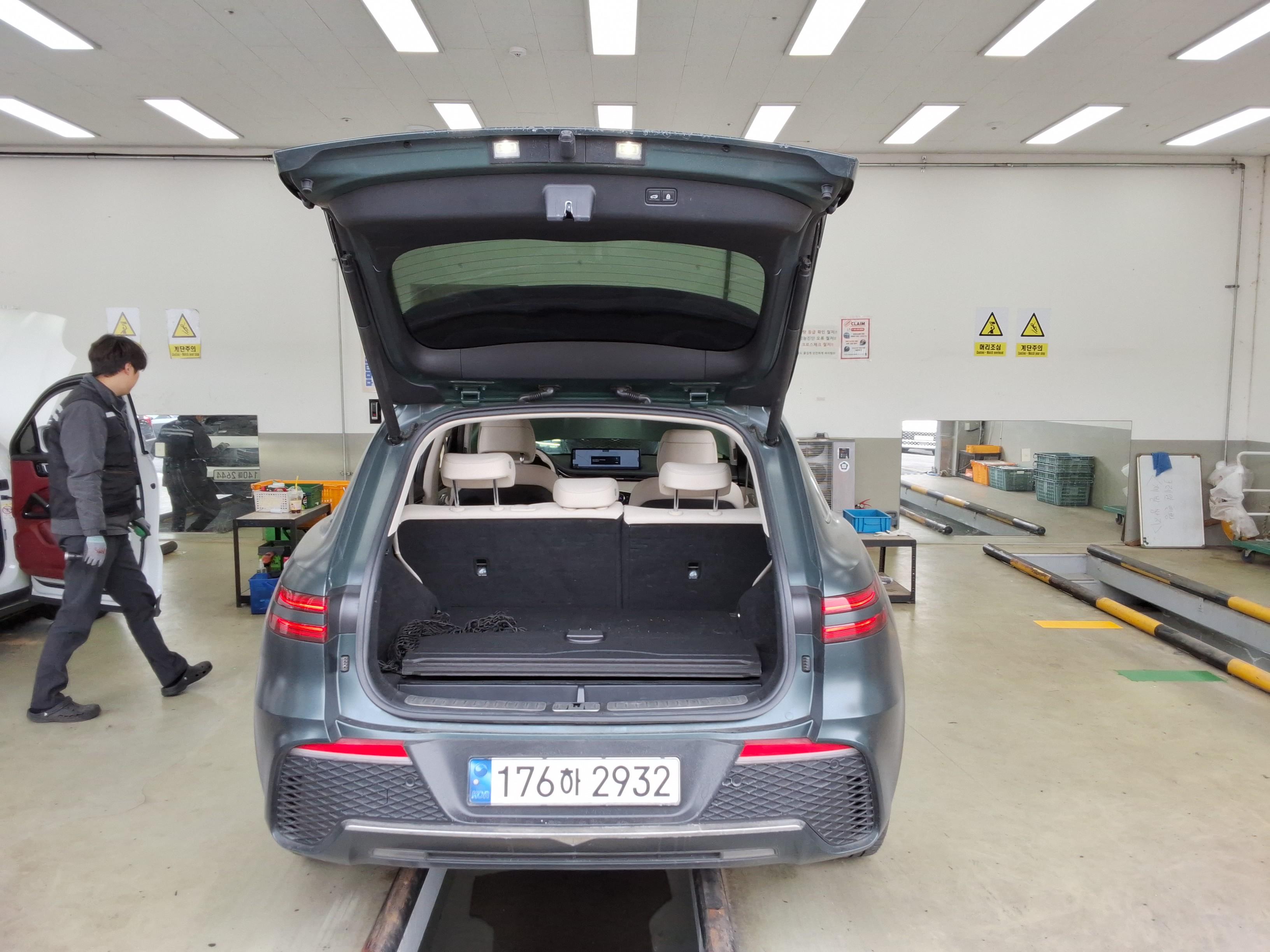 جينيسيس GV70 2021 - صورة 14