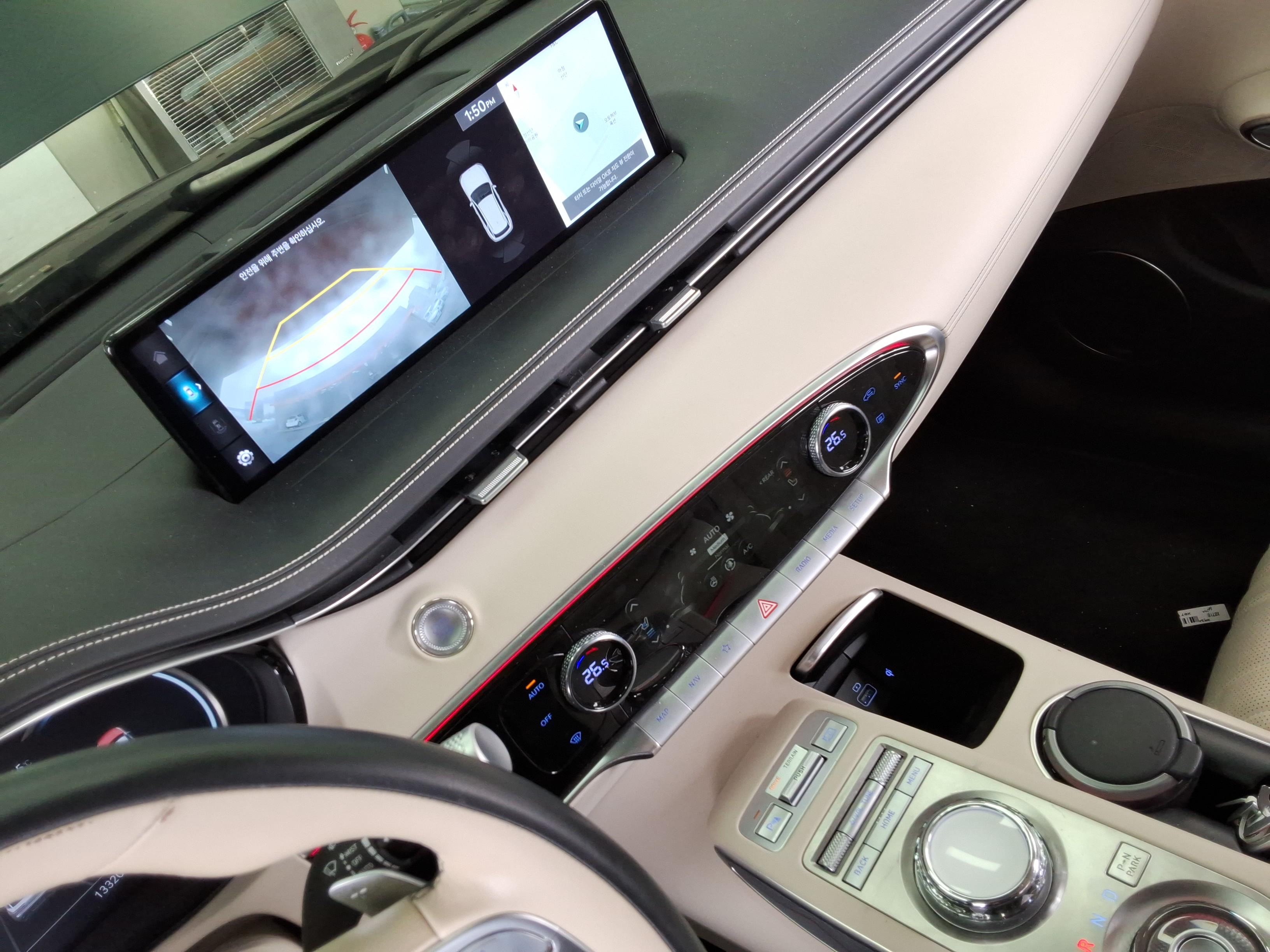 جينيسيس GV70 2021 - صورة 16