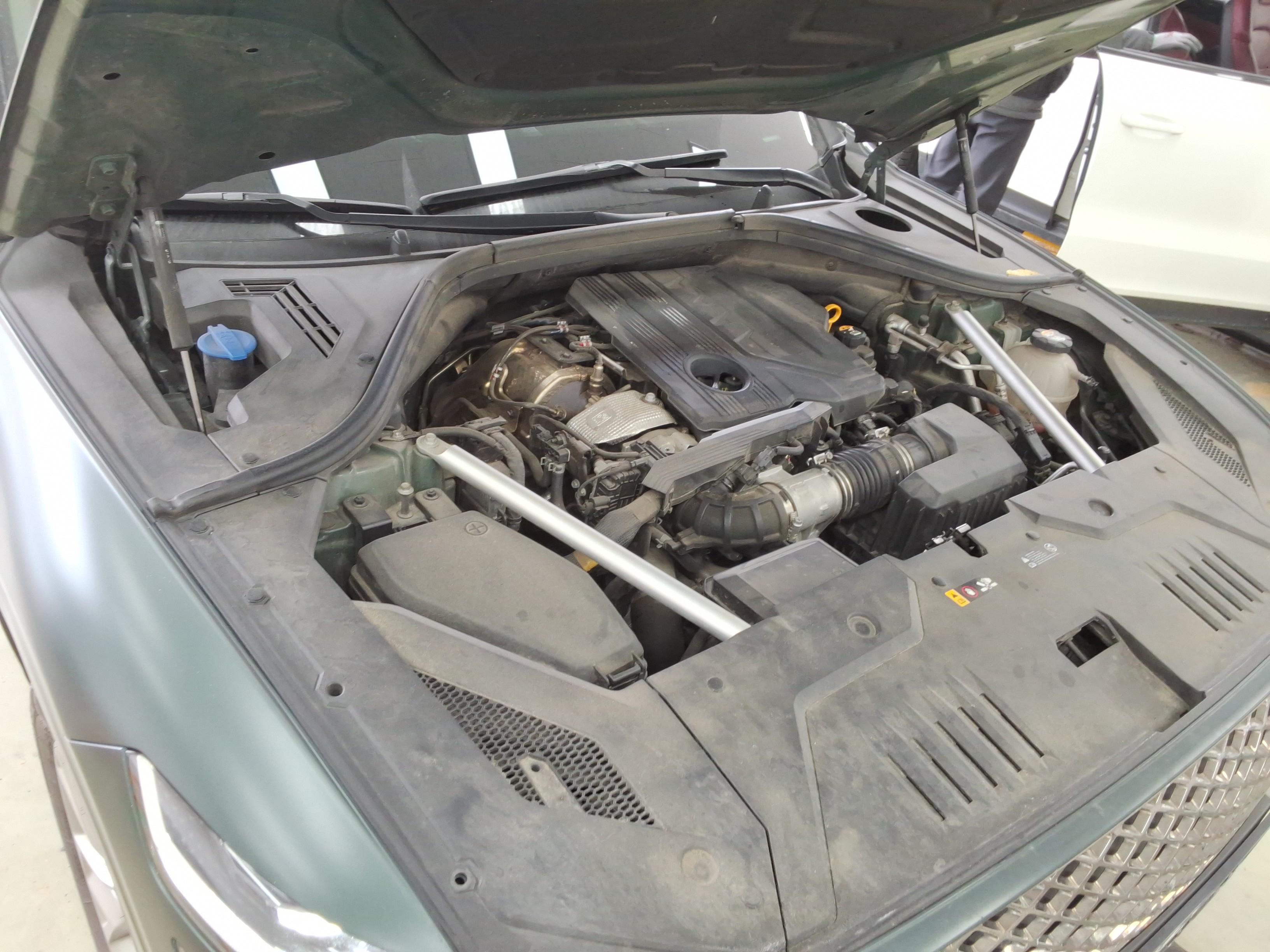 جينيسيس GV70 2021 - صورة 20