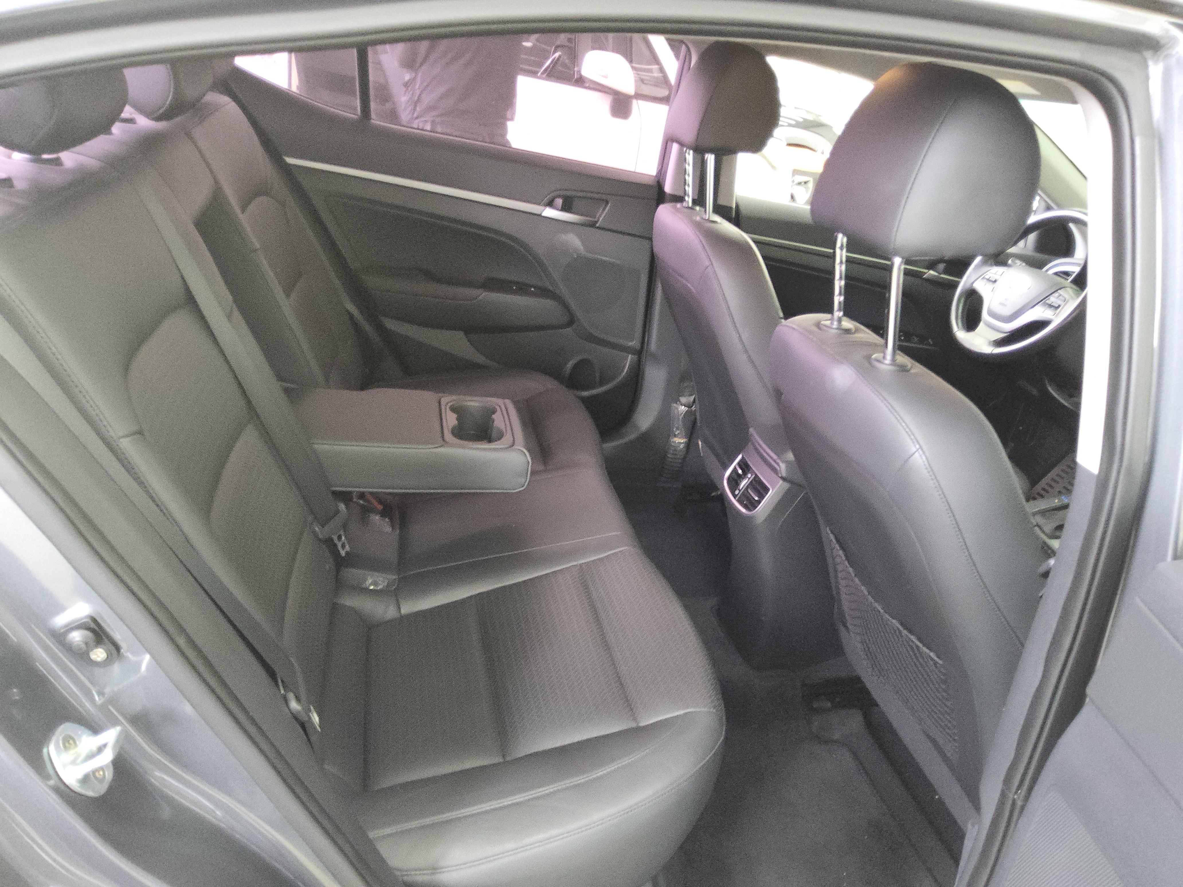 현대자동차 아반떼 2016 - 이미지 13