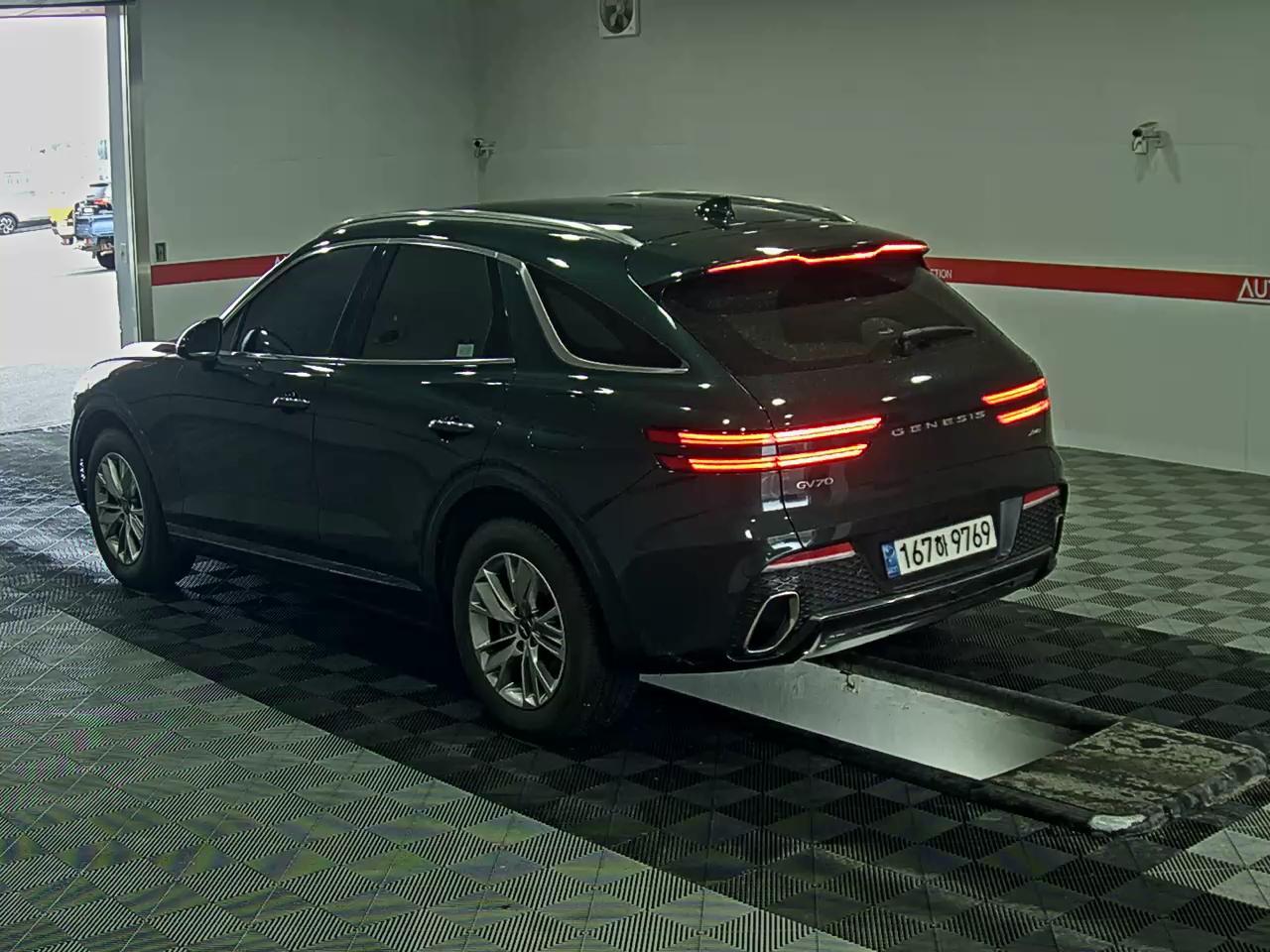Genesis GV70 - 5