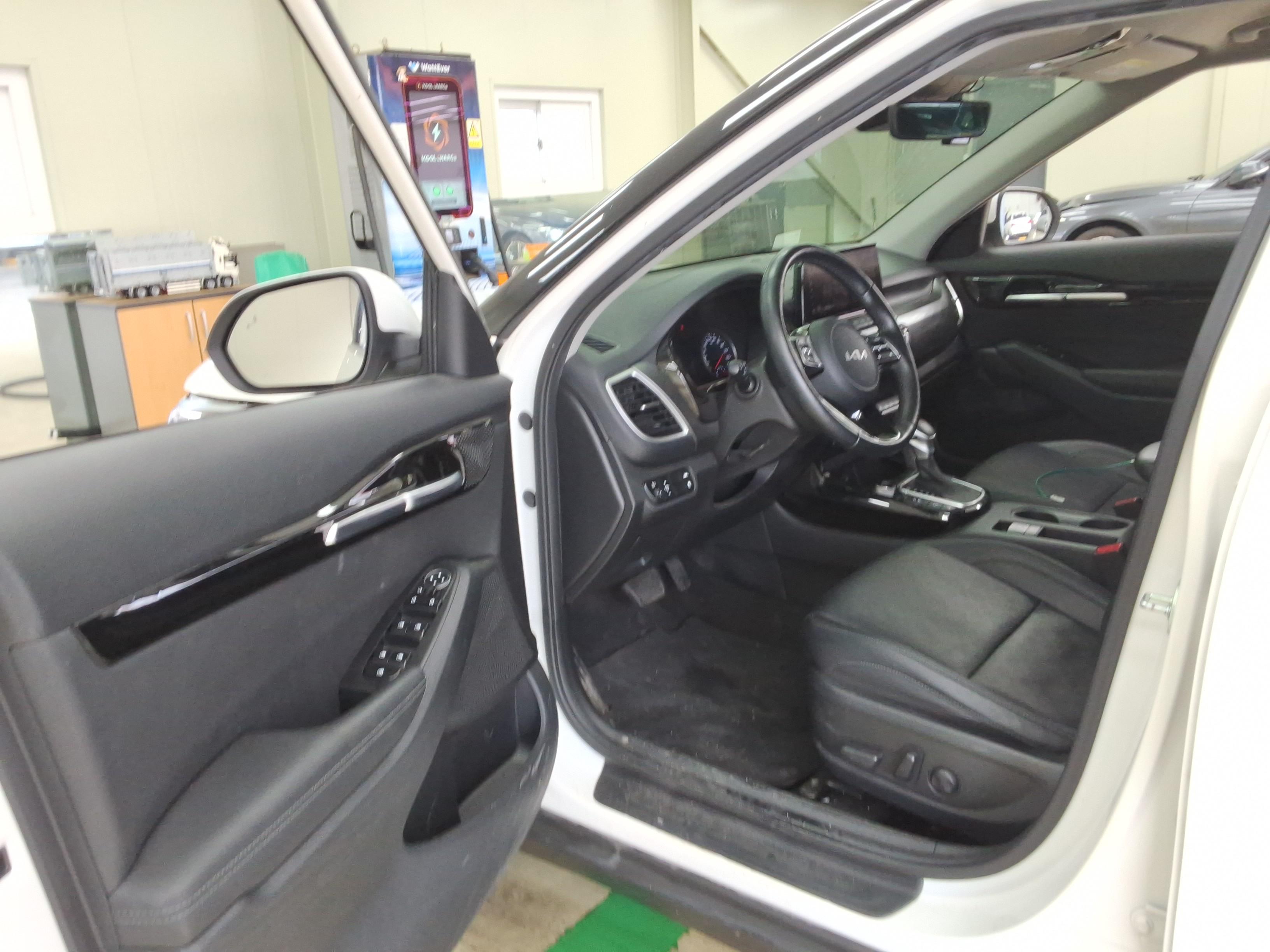 Kia Seltos 2023 - Image 9
