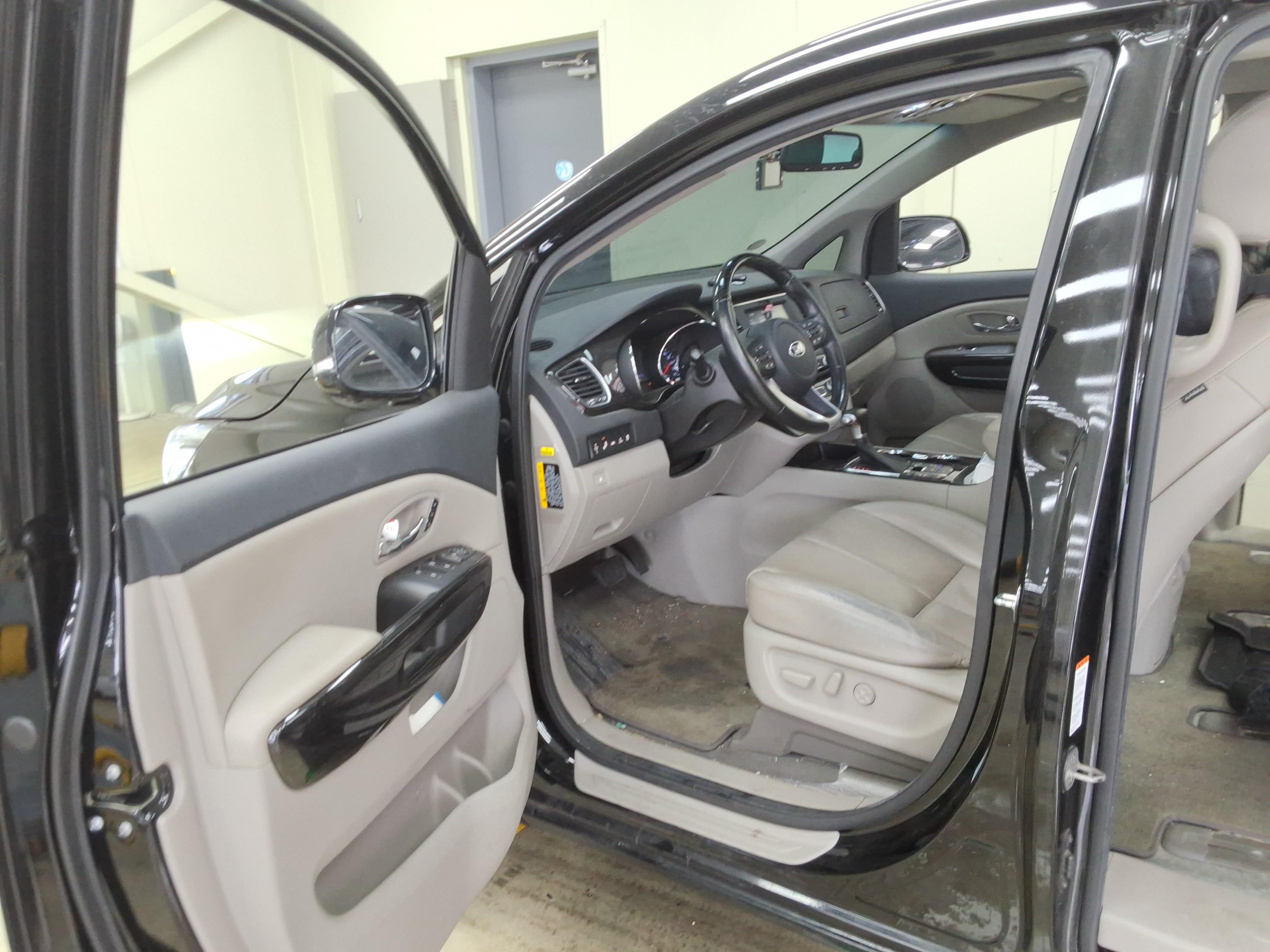 Kia New Carnival 2020 - Image 9