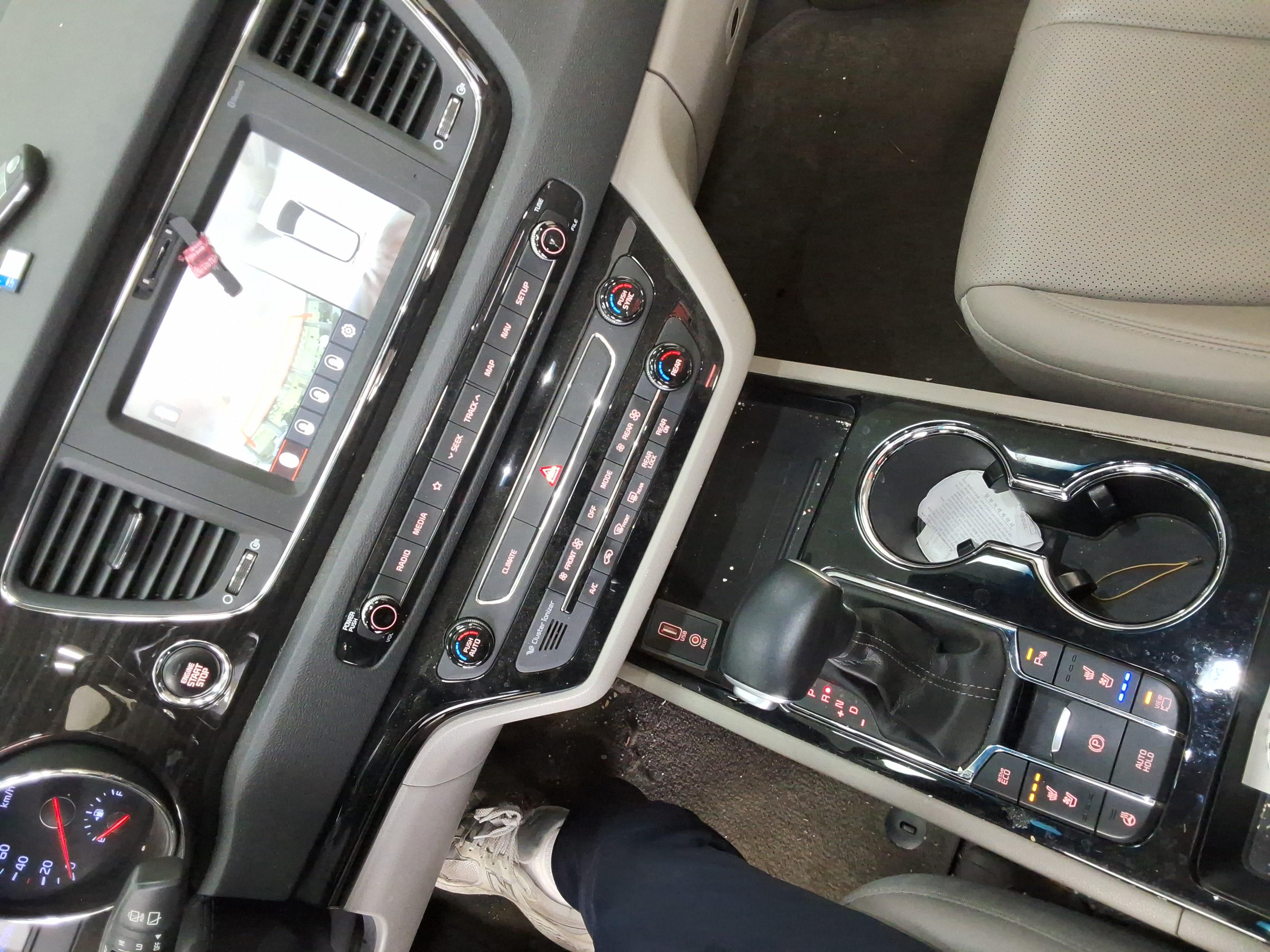 Kia New Carnival 2020 - Image 17